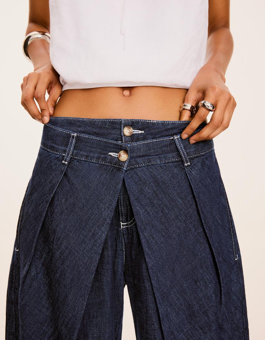 Twisted Jeans mit Puffärmeln und tiefem Bund-Marinenblau
