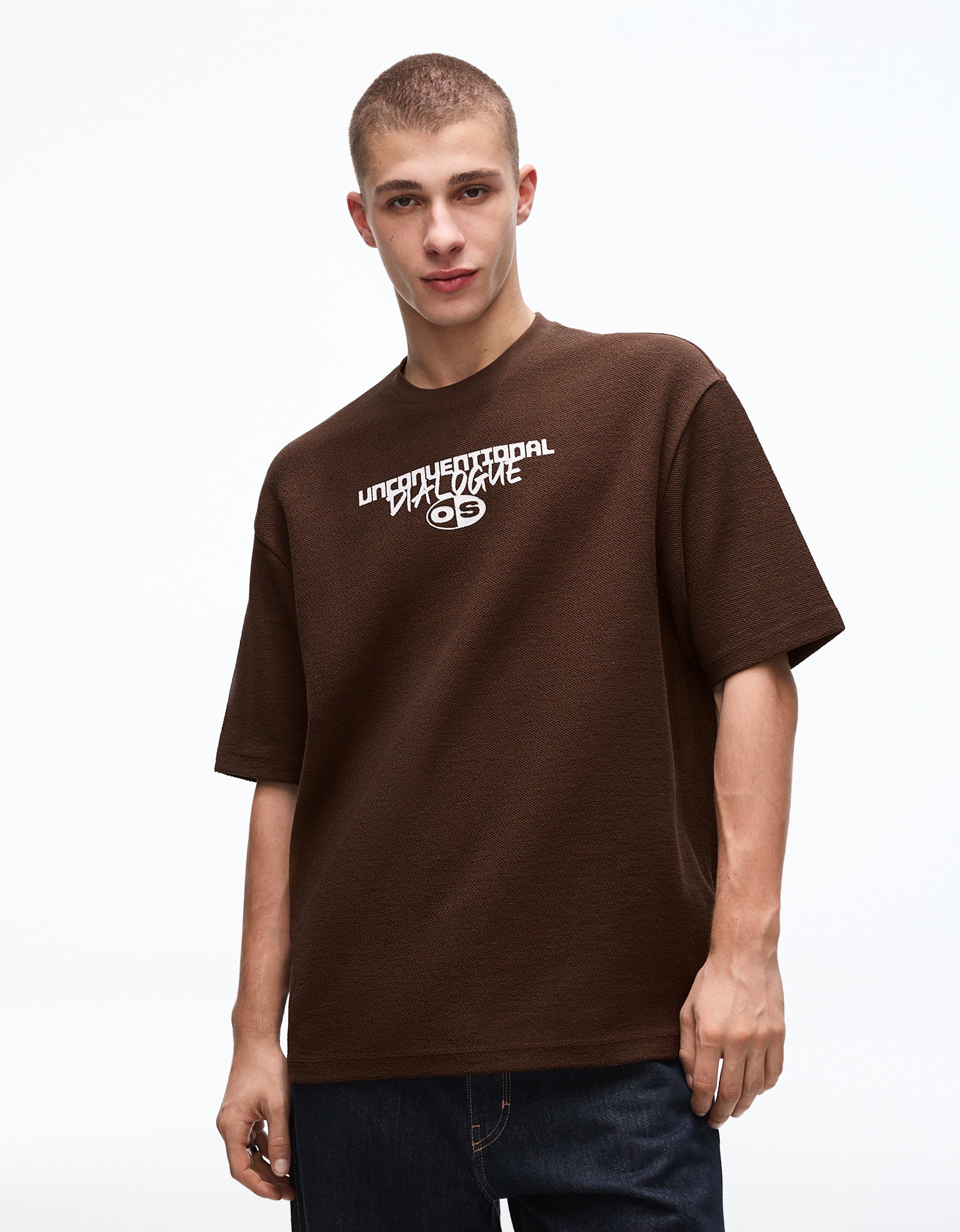 Bershka Camiseta Manga Corta Felpa Print Hombre L Marrón