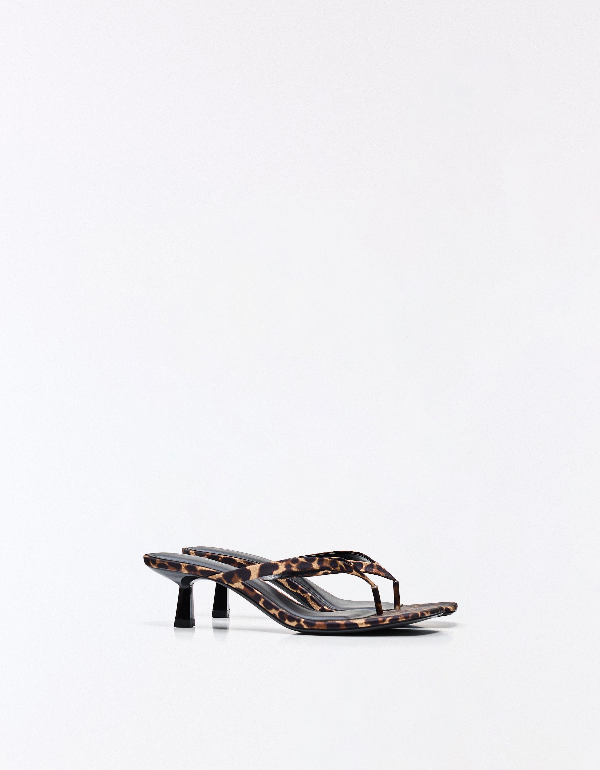 Thong heeled sandals — ANIMAL PRINT