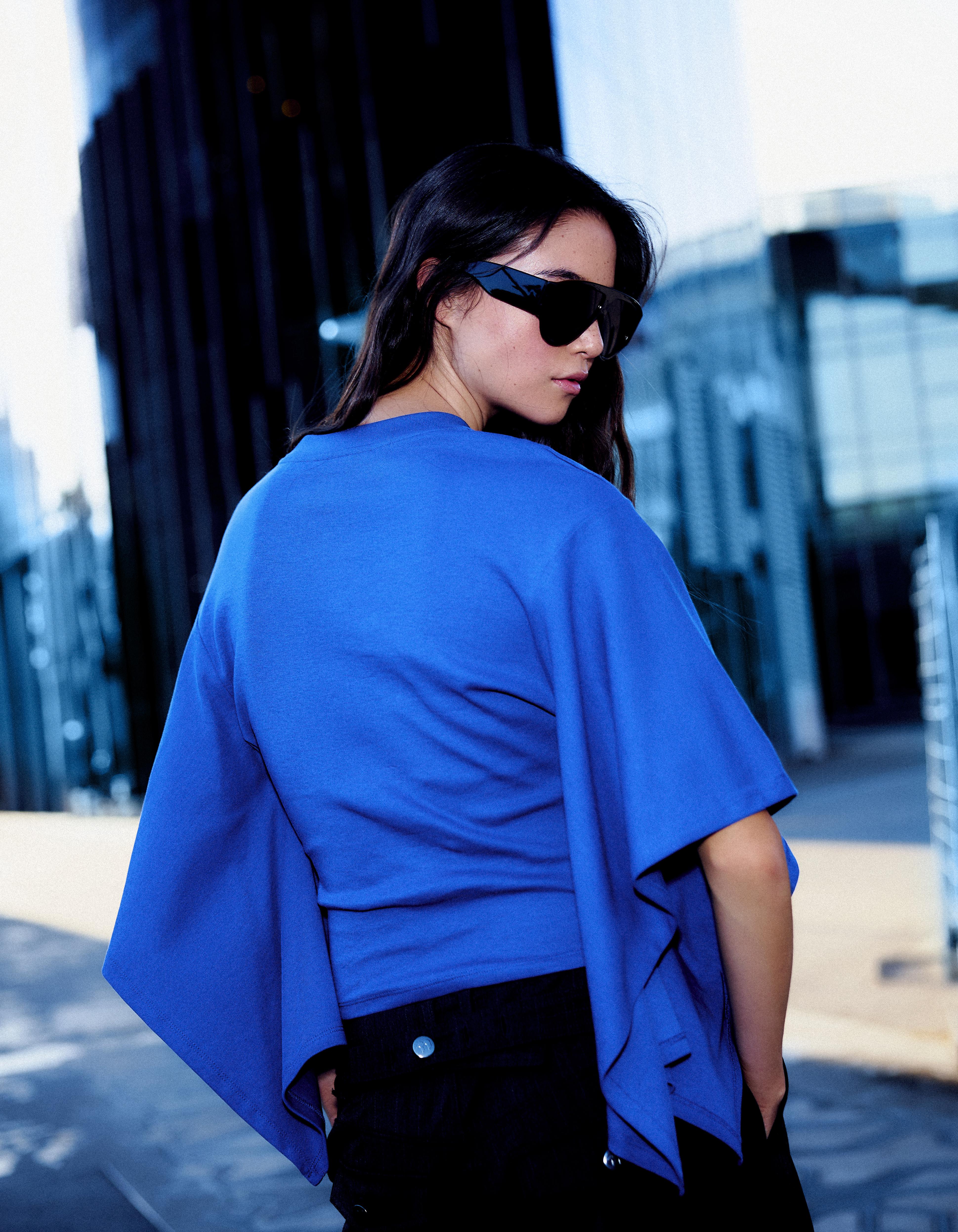 Short sleeve cape T-shirt — Blue
