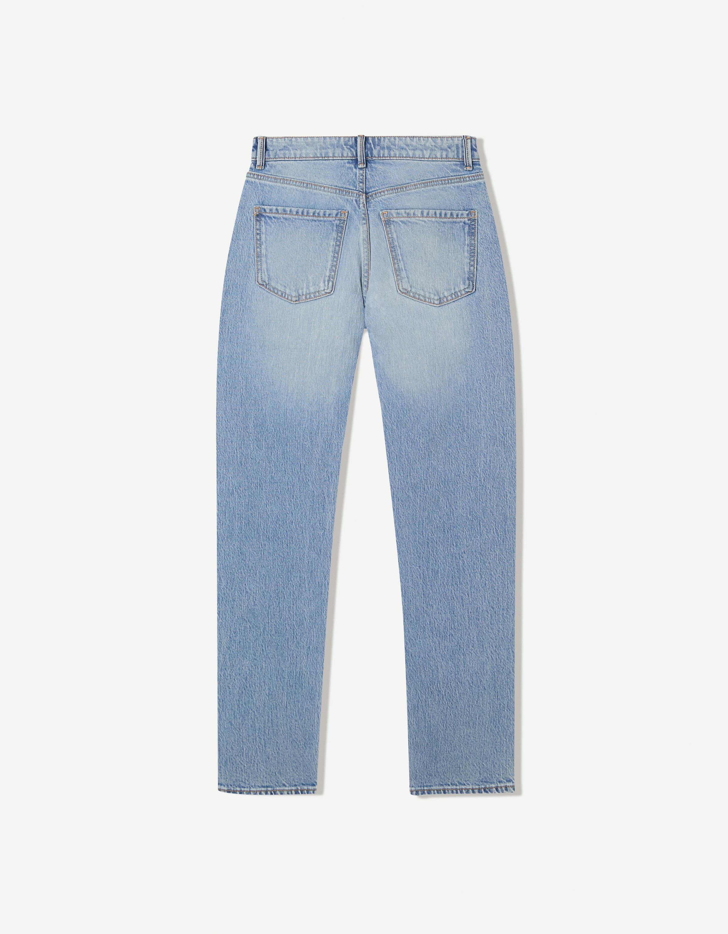 High-waist mom fit jeans