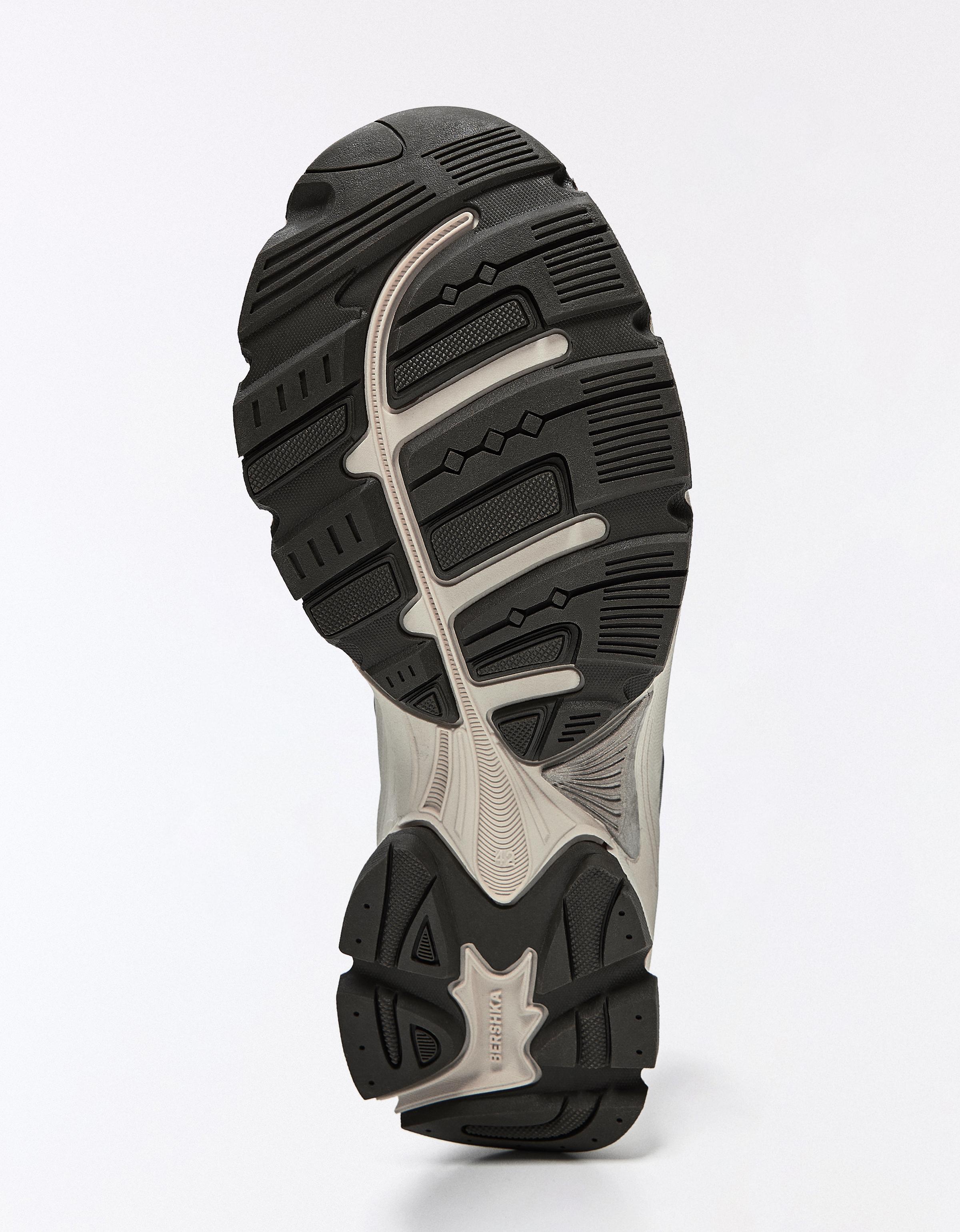 MULTI-PIECE TRAINERS — Brown