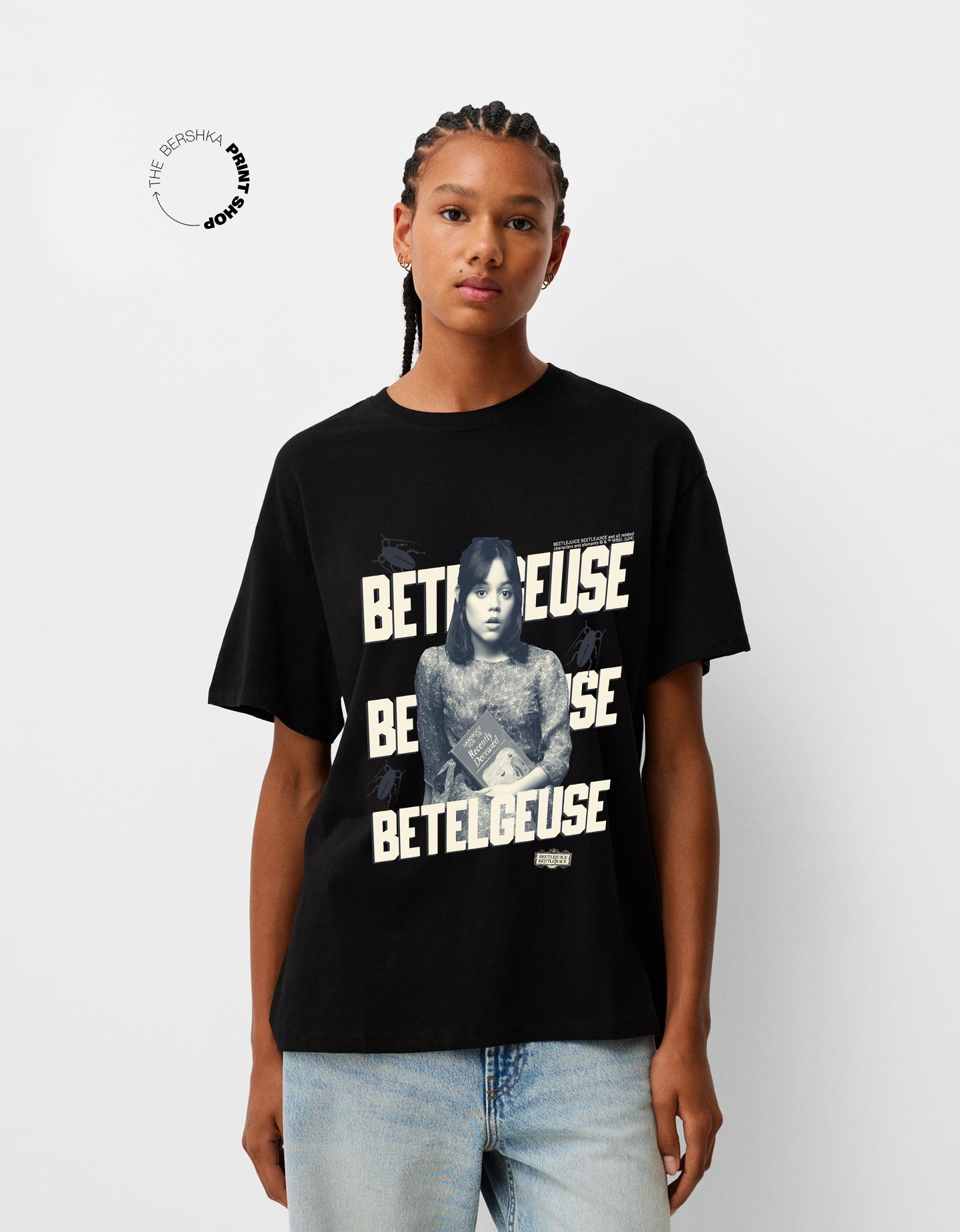 Bershka Camiseta Beershka X Beetlejuice Manga Corta Oversize Mujer M Negro