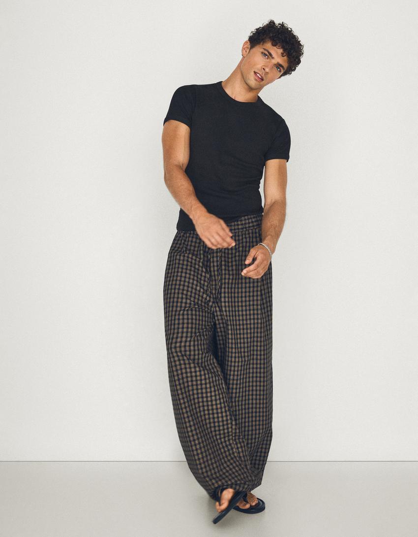 Slim fit ribbed T-shirt-Black