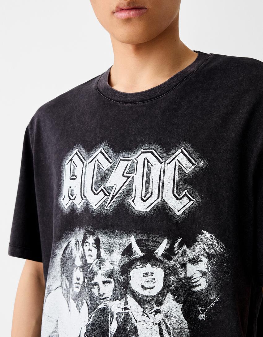 T-shirt dos AC/DC de manga curta com estampado-Preto-6