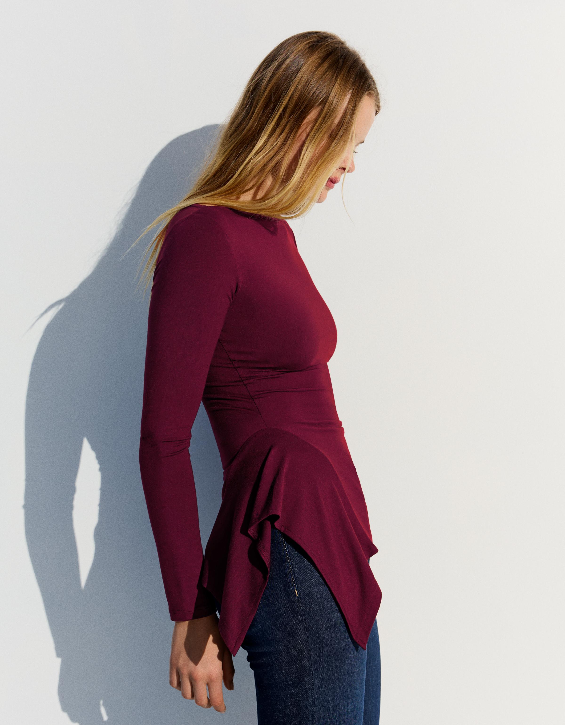 Long sleeve asymmetric gathered T-shirt — Burgundy
