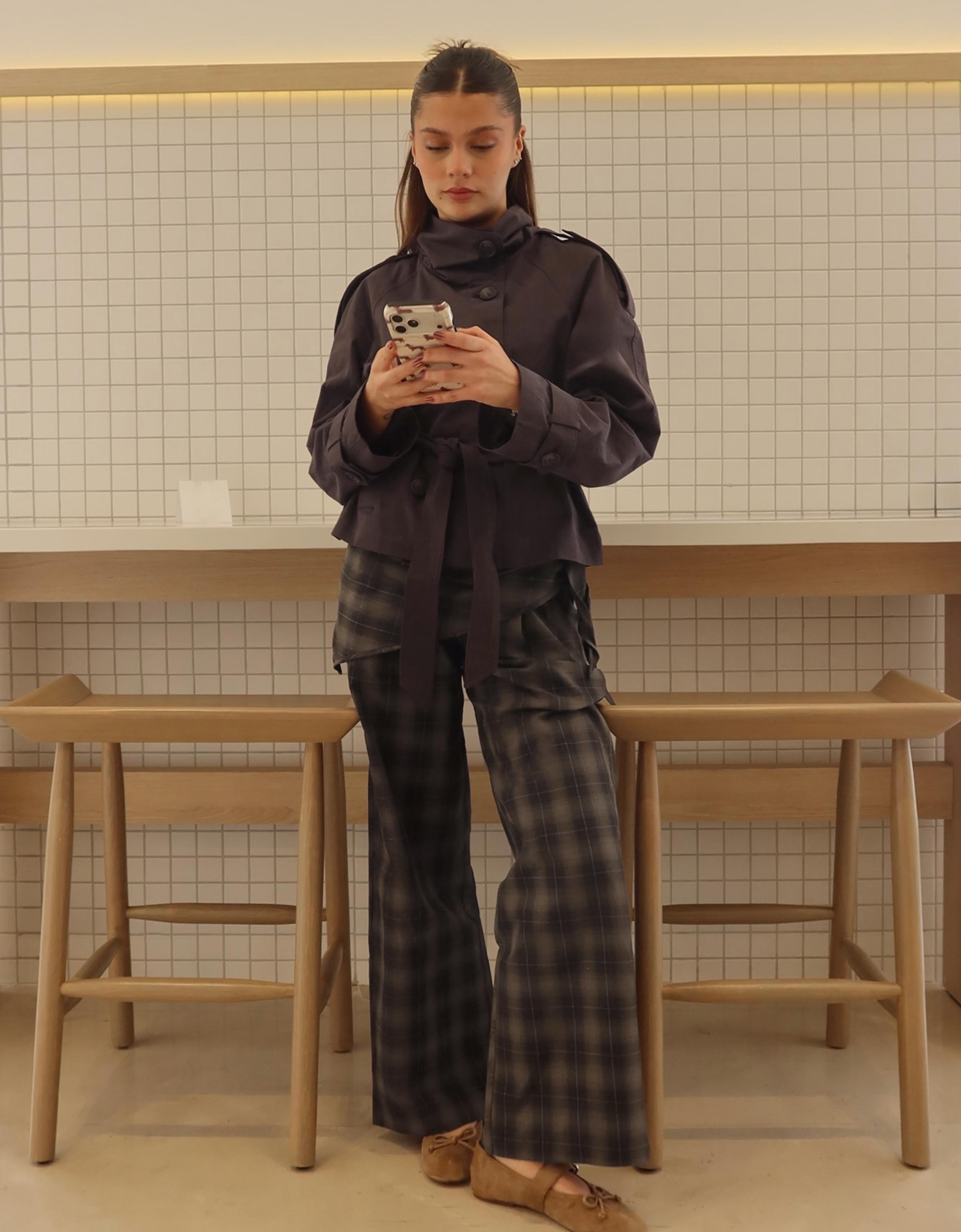 Darted trousers with scarf print scarf