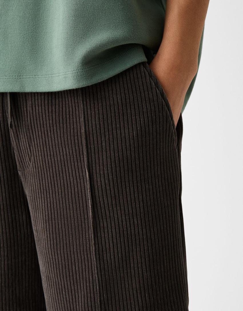 Loose fit chenille Bermuda shorts-Brown-6