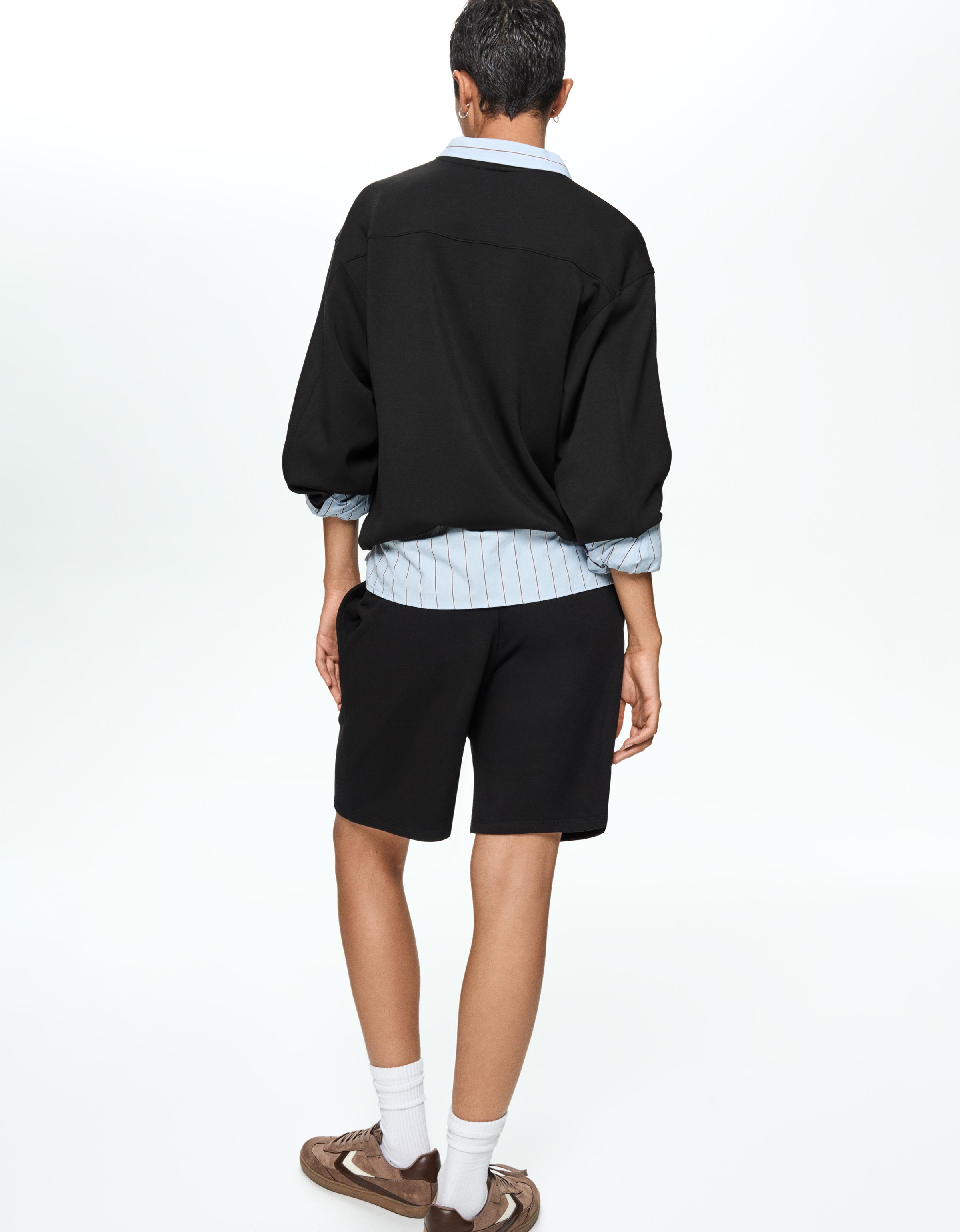 Oversize round neck sweatshirt — Black