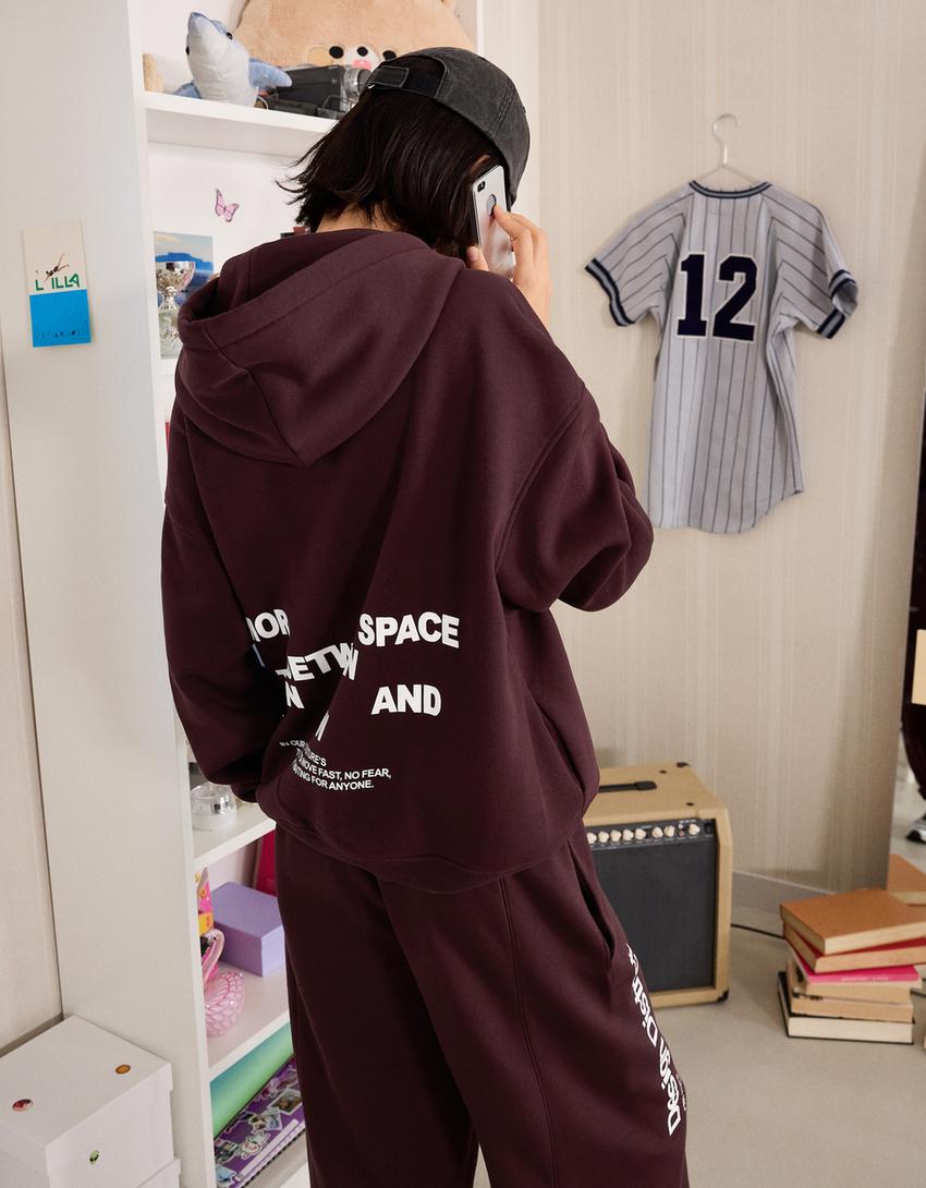 Sudadera capucha print-Burdeos