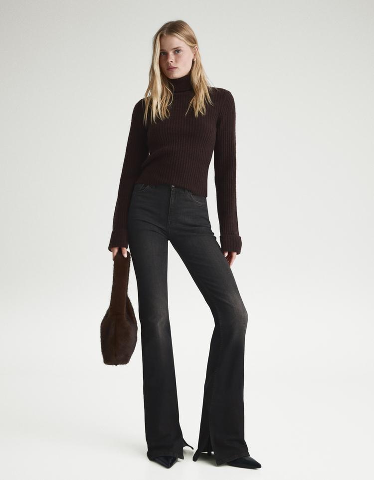 Jeans flare abertura