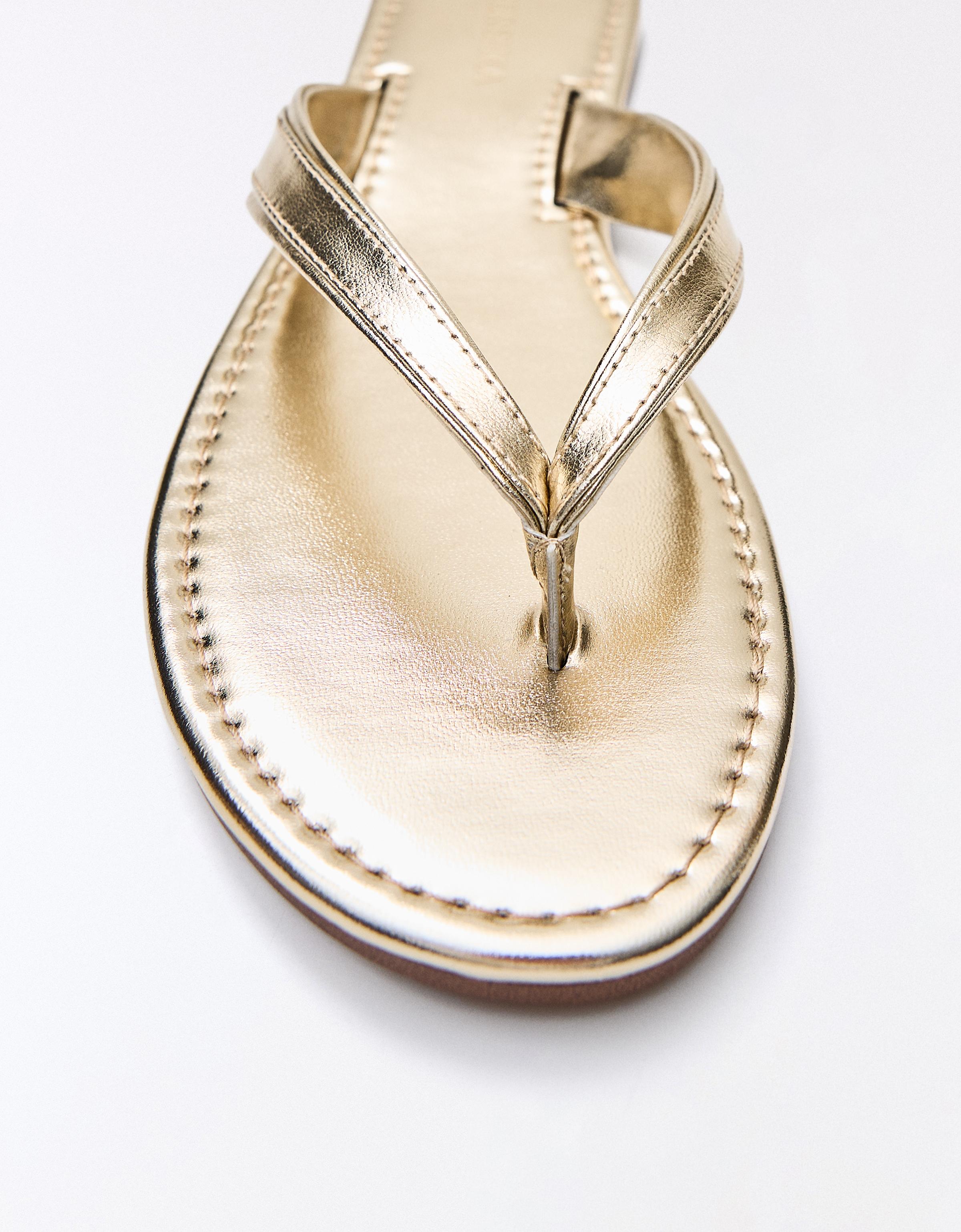 FLAT THONG SANDALS — Gold