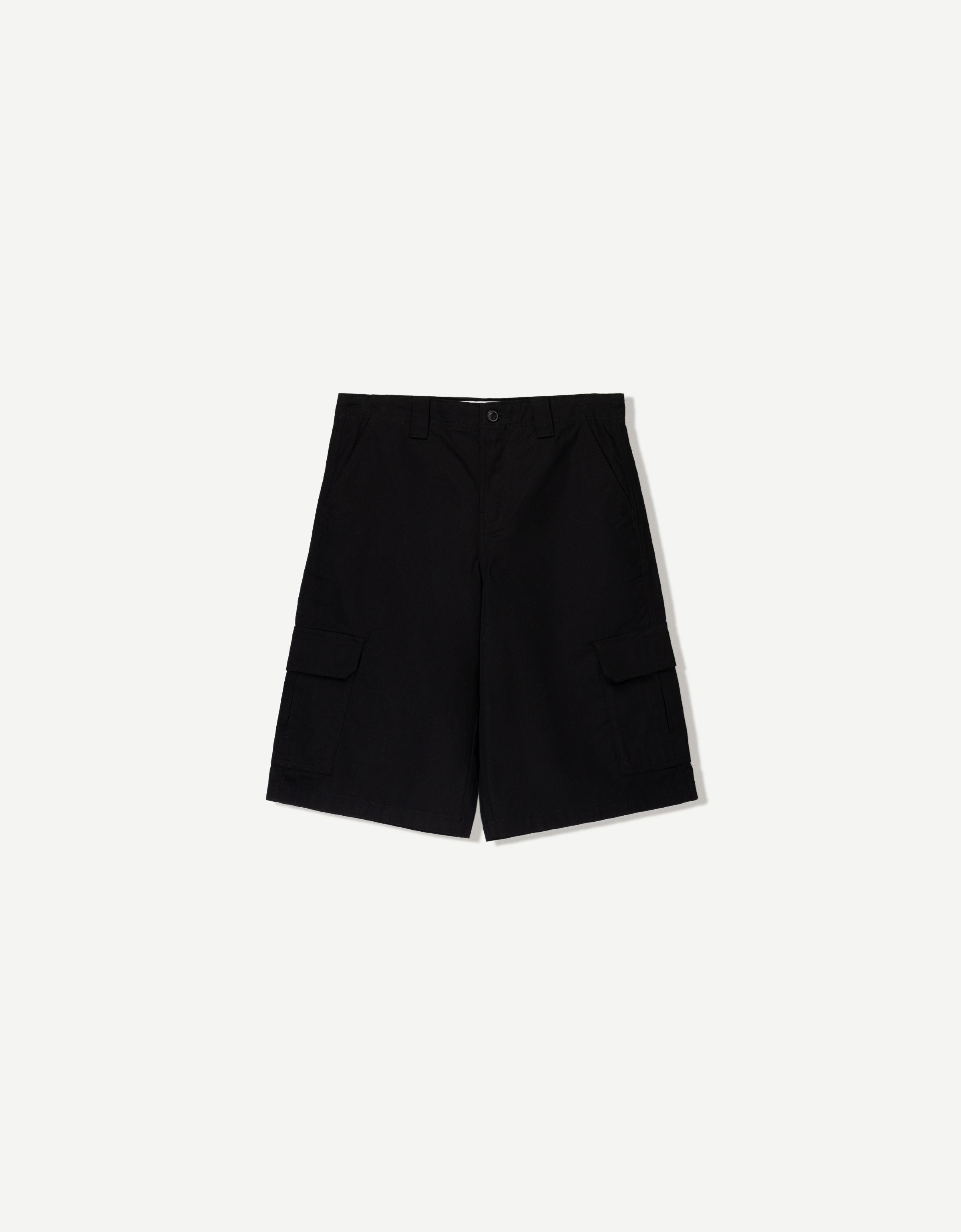 Bershka Cargo-Bermudashorts Damen 10-12 Schwarz