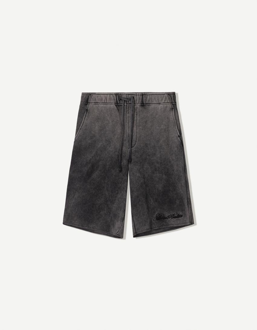 Ribbed baggy Bermuda shorts