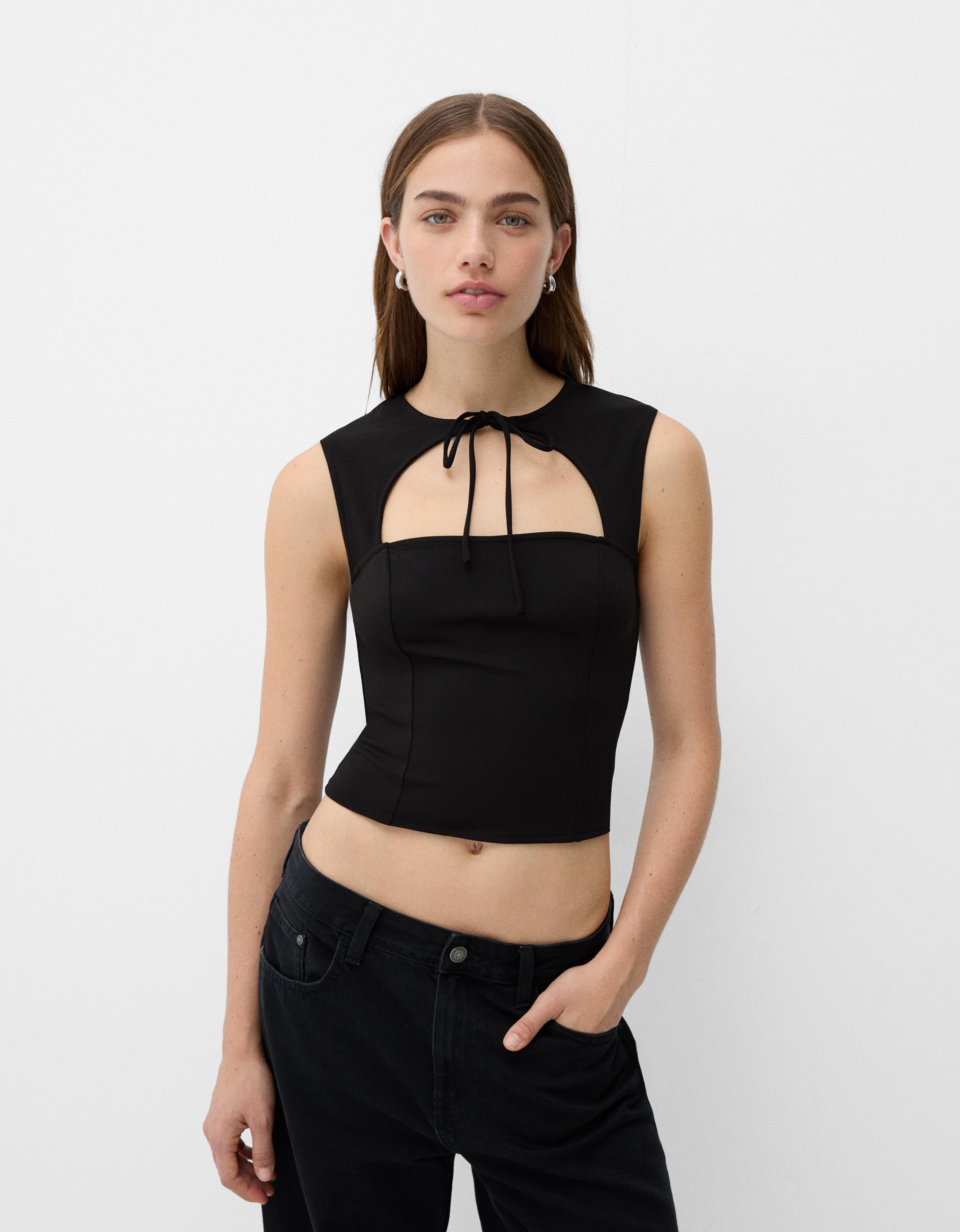 Top cropped de tirantes bershka sale