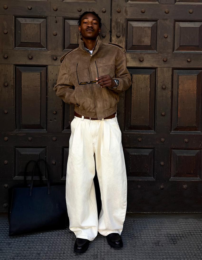 Pleated barrel jeans-Cream