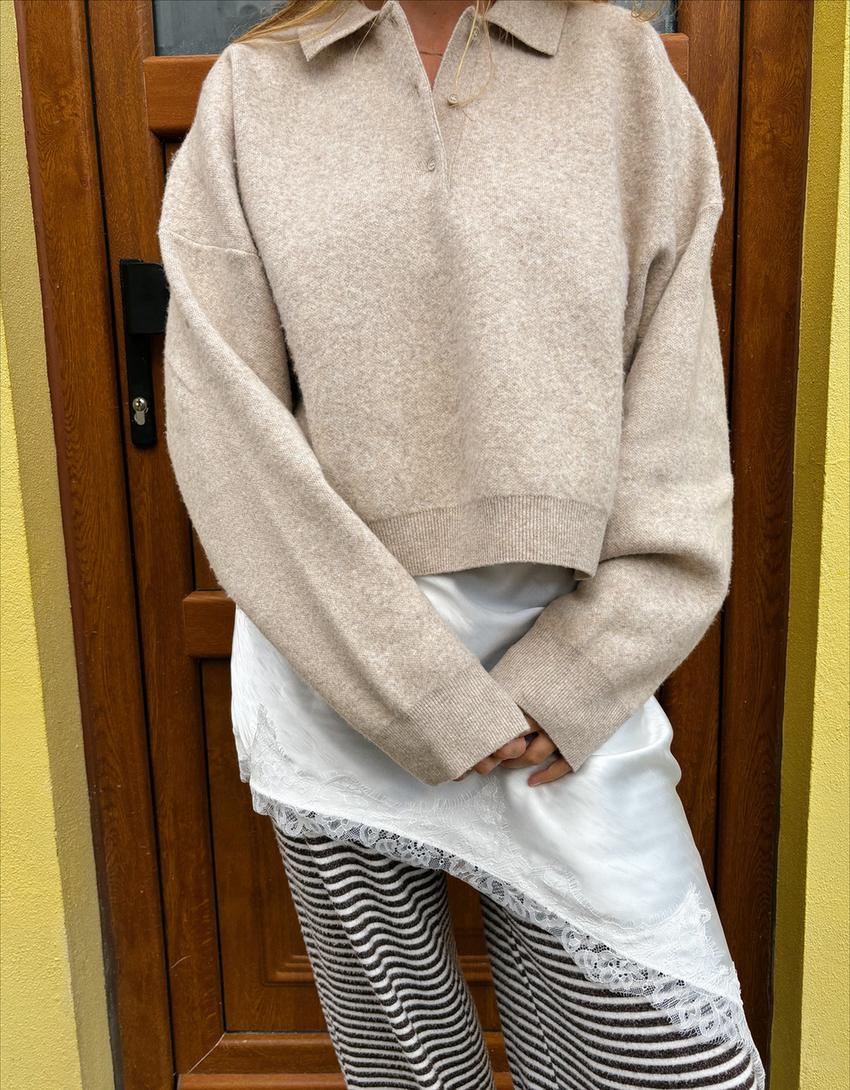 Suéter boxy fit gola polo-Caramelo