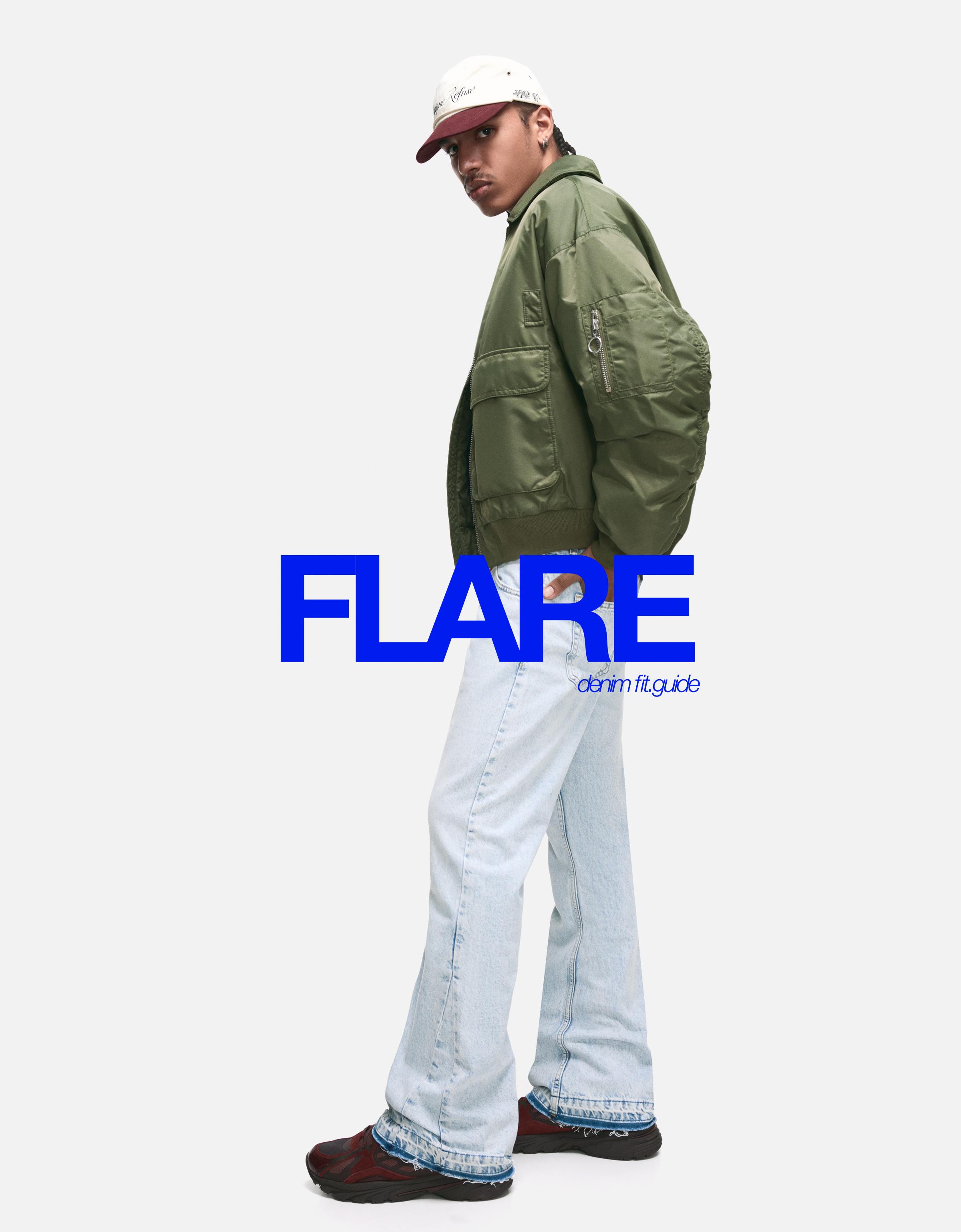 Straight-fit flared jeans — Light blue