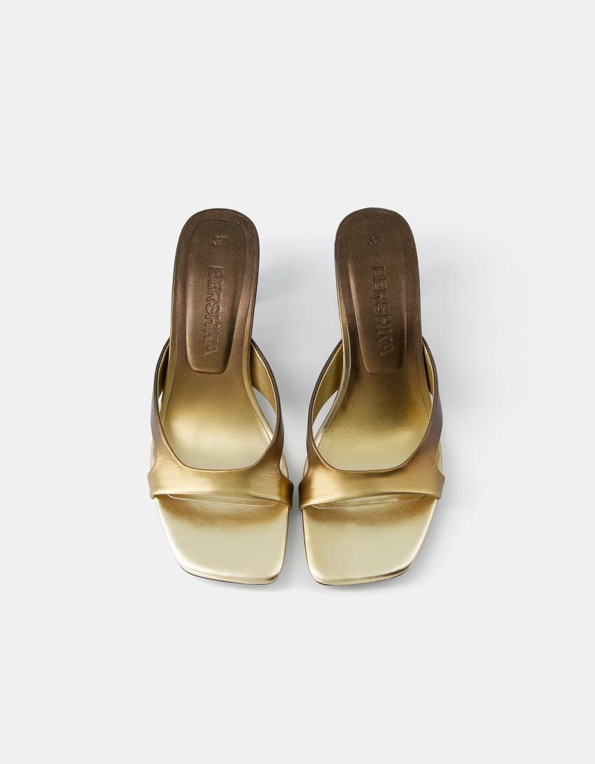 صندل خف بكعب صغير.-ذهبي-3