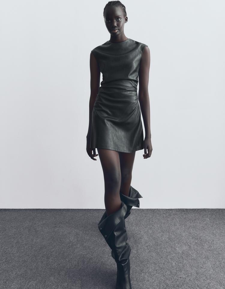 Suni deri mini elbise