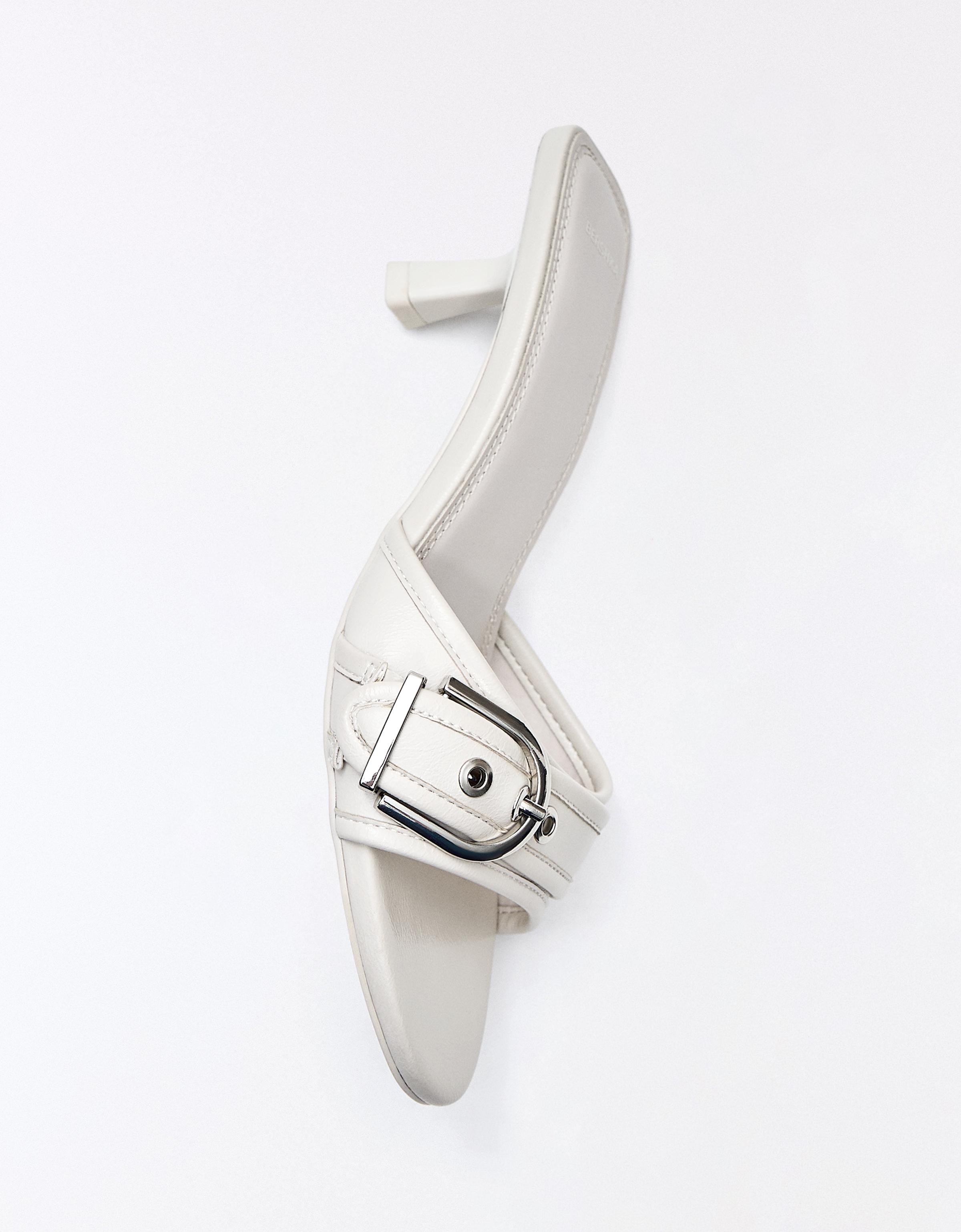 Buckled heeled mules — WHITE