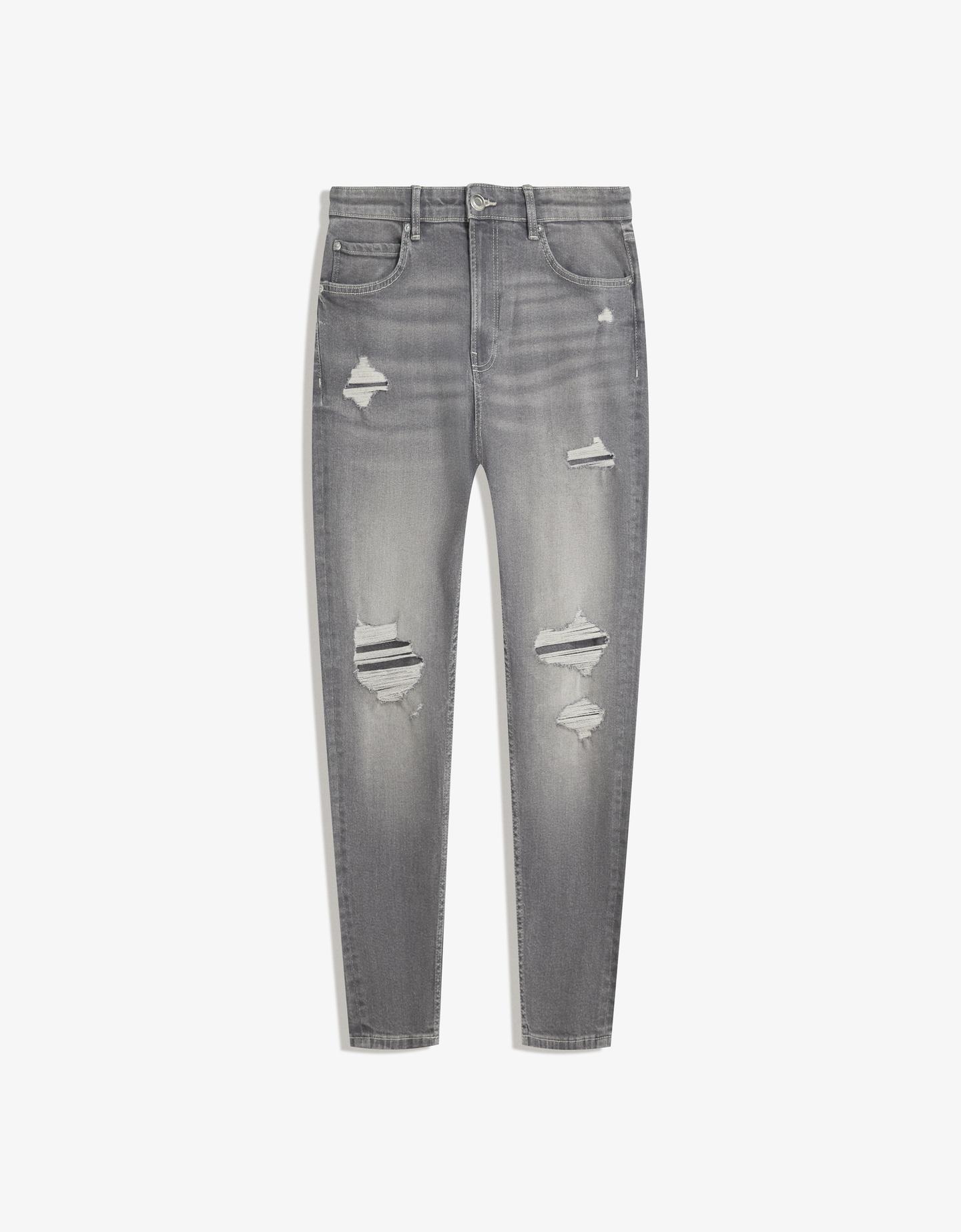 Bershka jeansy o kroju carrot z przetarciami ciemnoszary
