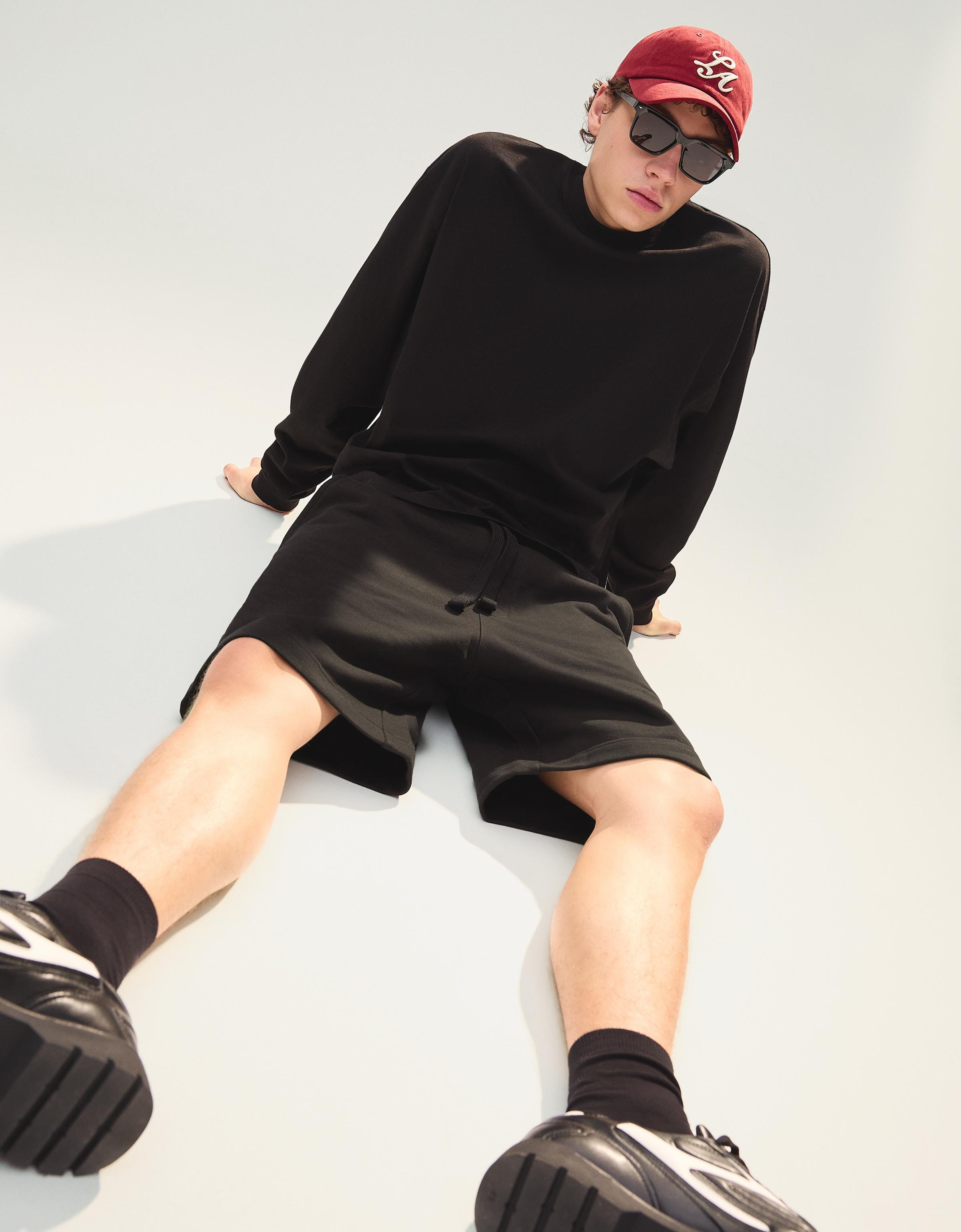 Plush Bermuda shorts — Black