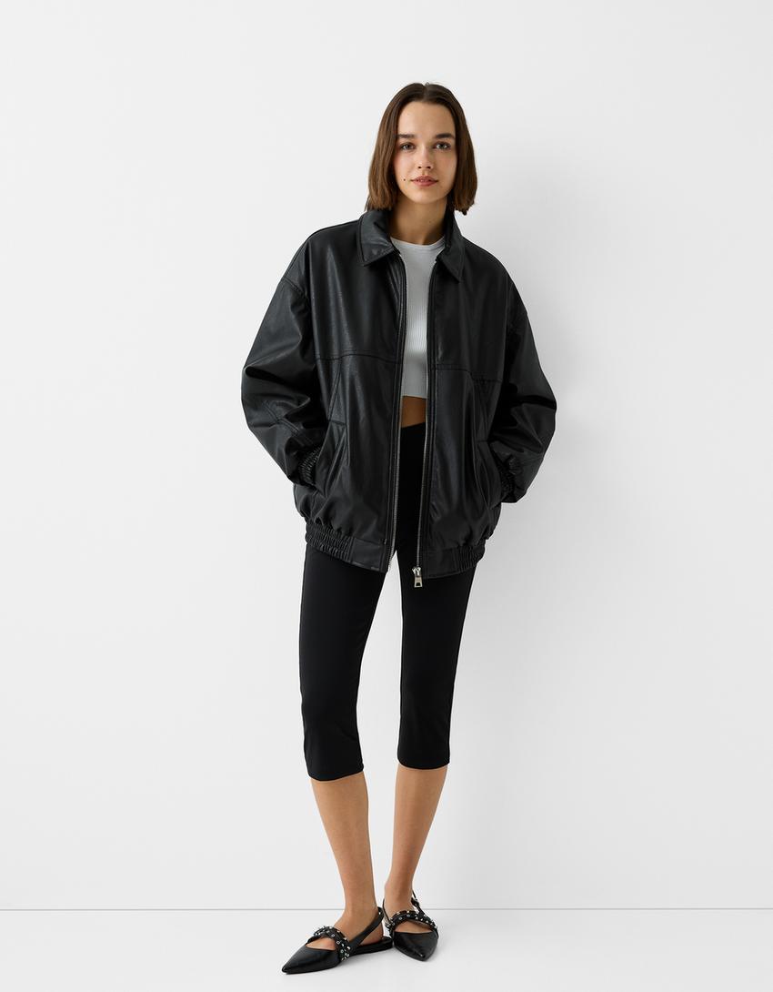 Blusão oversize dad fit efeito pele-Preto-3