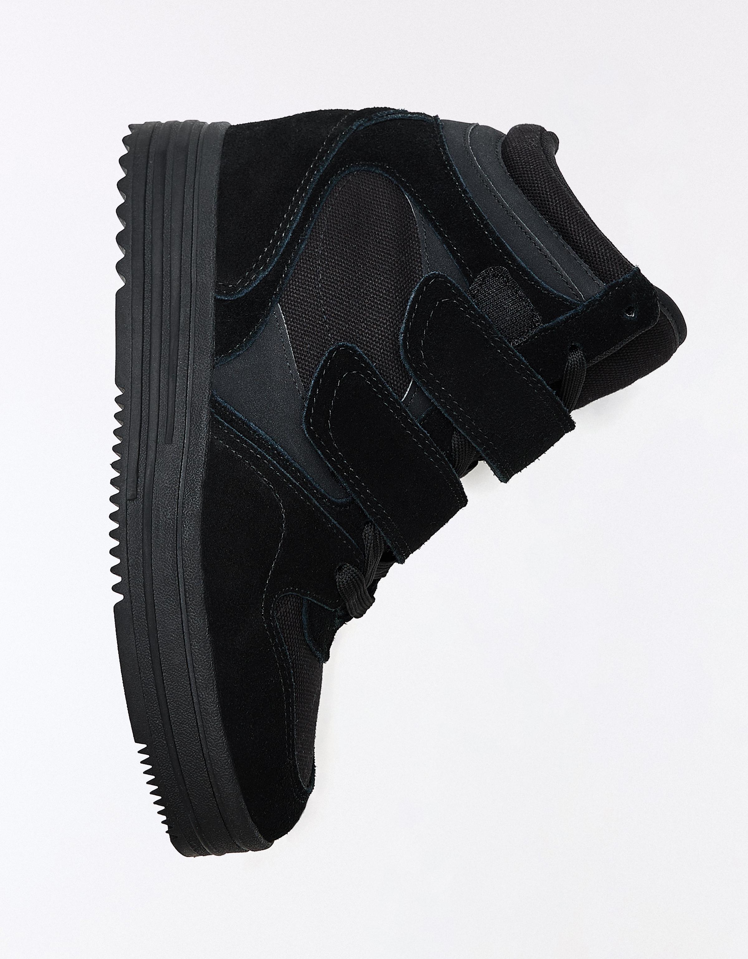 High-top sneakers with internal wedge — BLACK