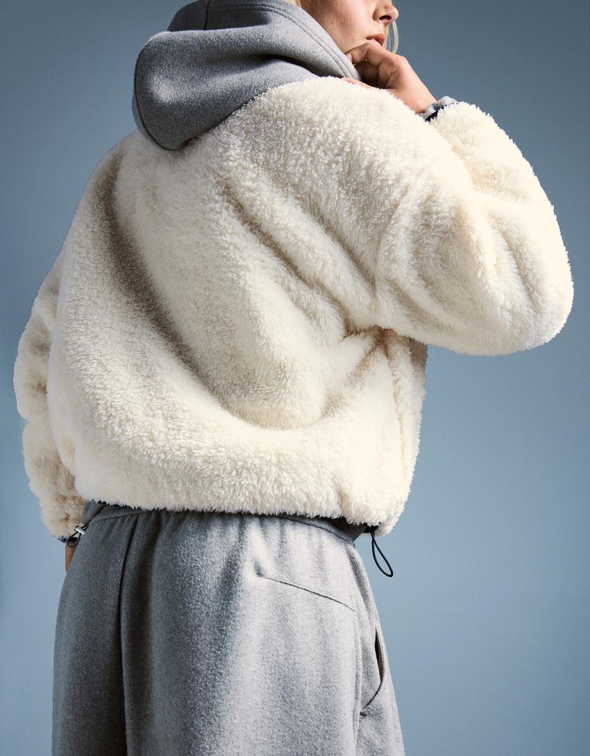 سويتر بسحّاب وتأثير فرو الغنم وحافة سفلية قابلة للتعديل-كريمي