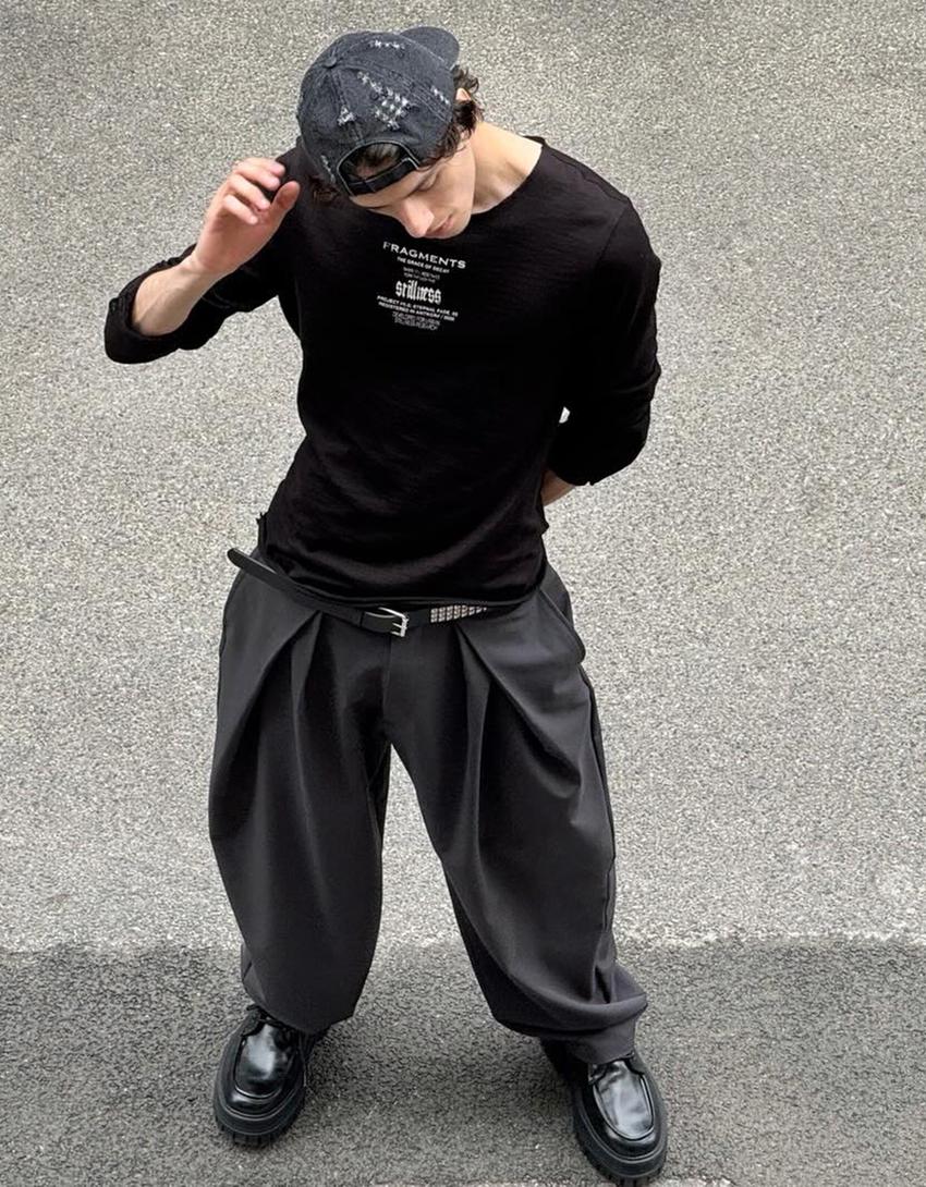 Super baggy tailored fit trousers with darts-Dark grey