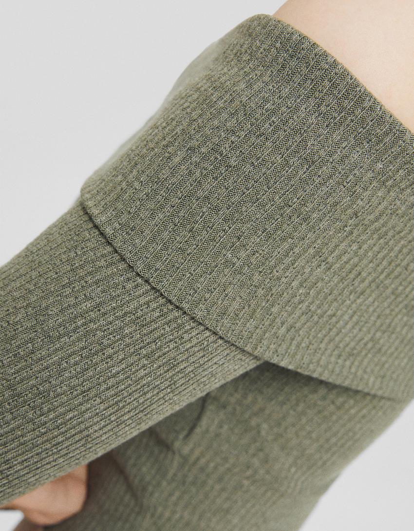 Fermuarlı düşük omuzlu triko hırka-Haki-5