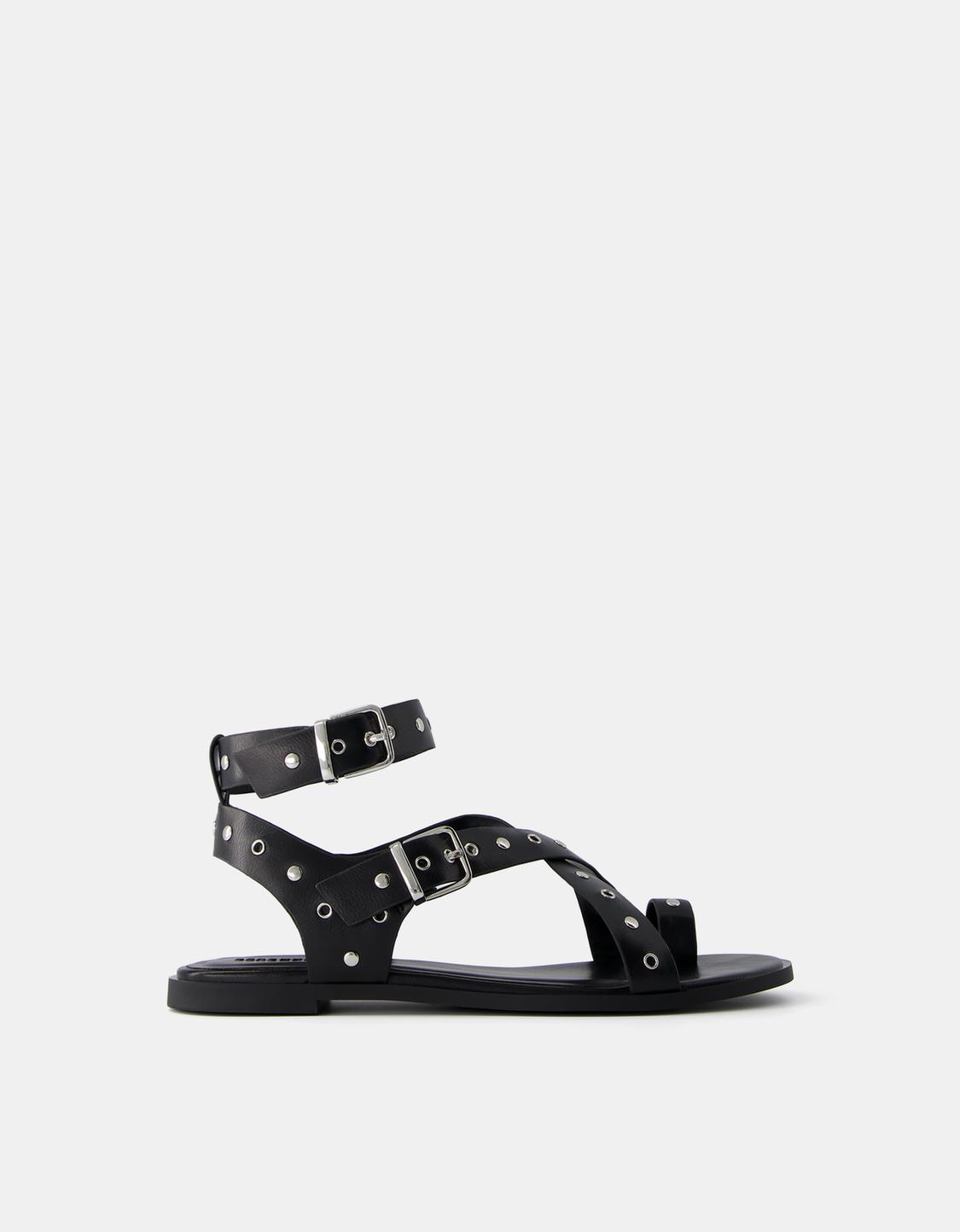 صندل شبشب مسطح بدبابيس معدنية