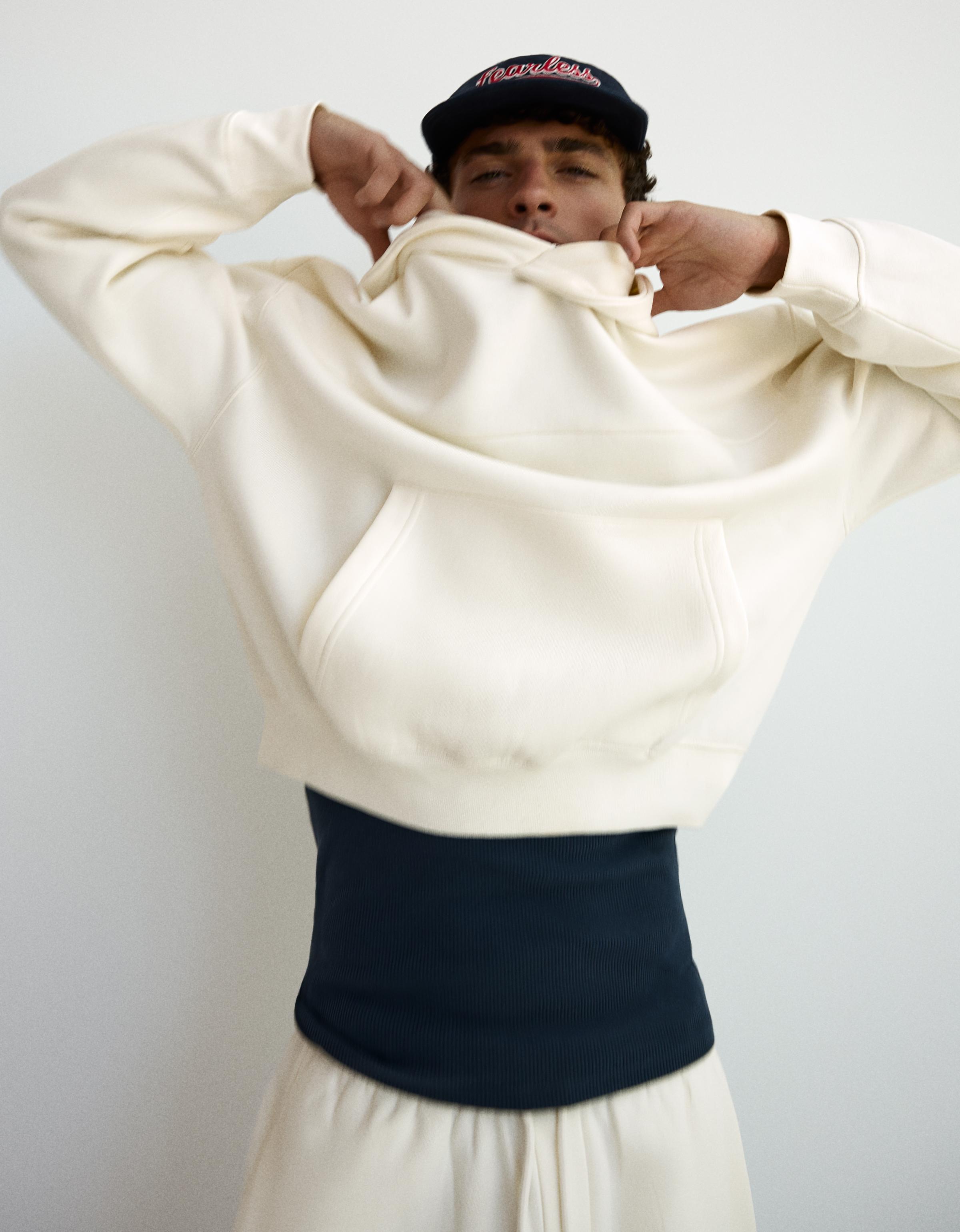 Hoodie — White