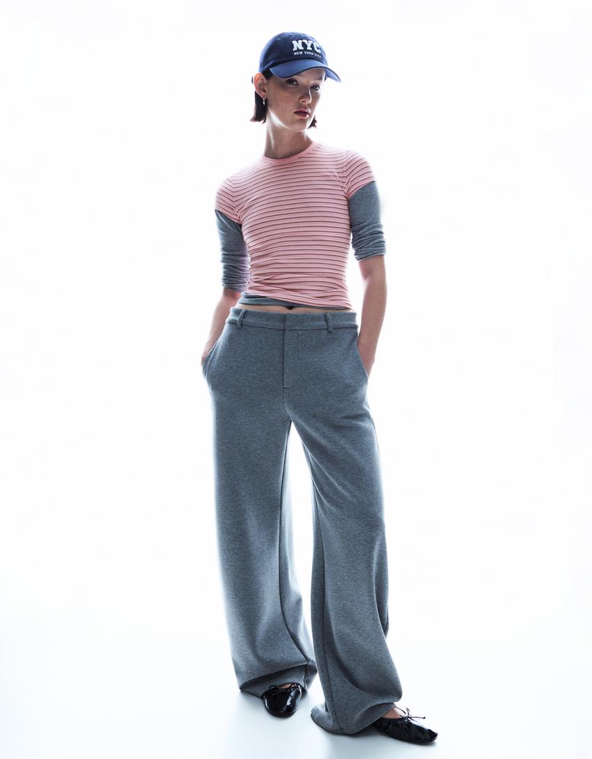 Camiseta manga curta colo redondo-Negro