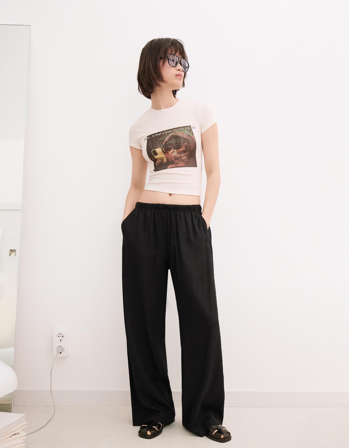Linen blend trousers with an elasticated waistband