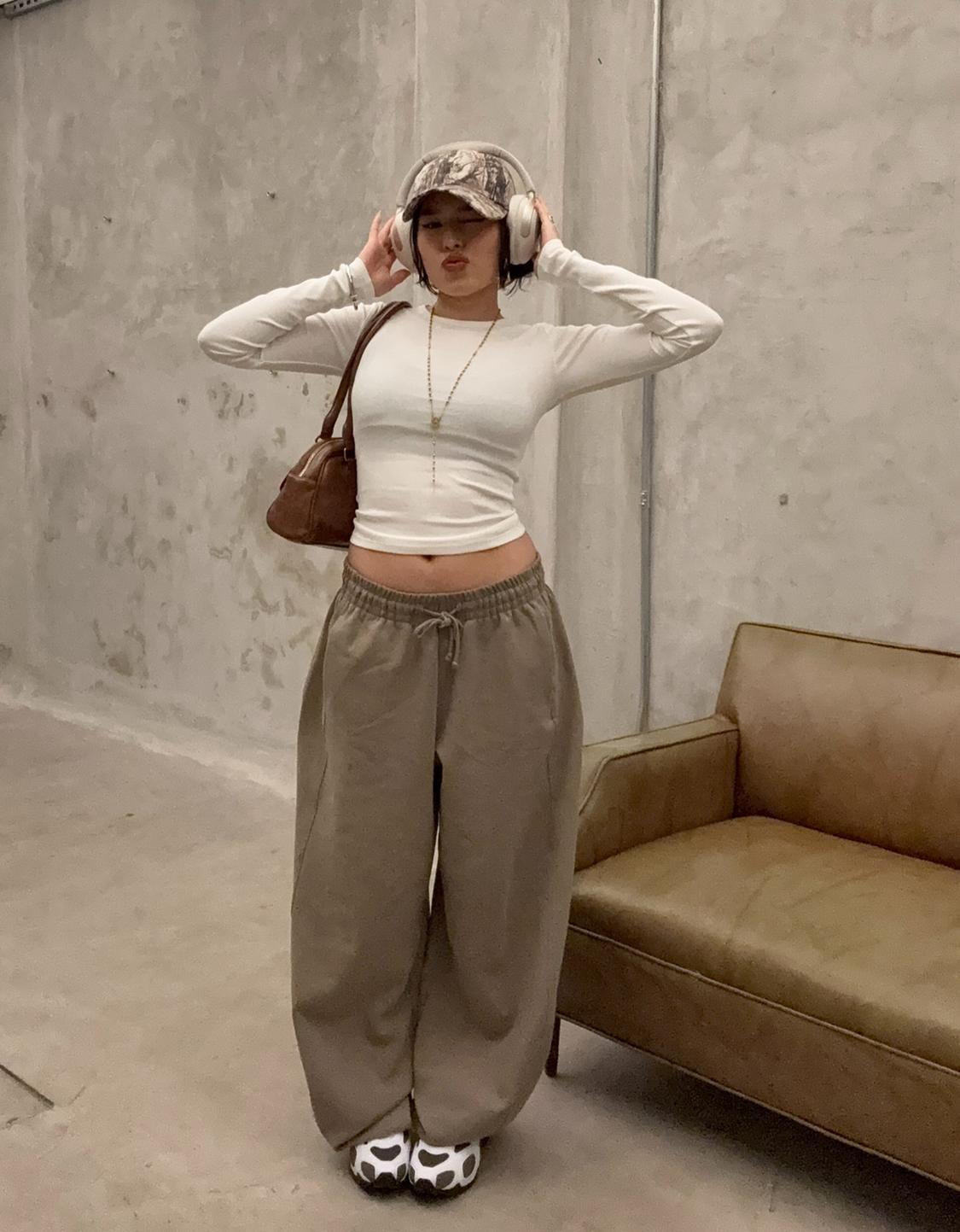 Plush barrel trousers