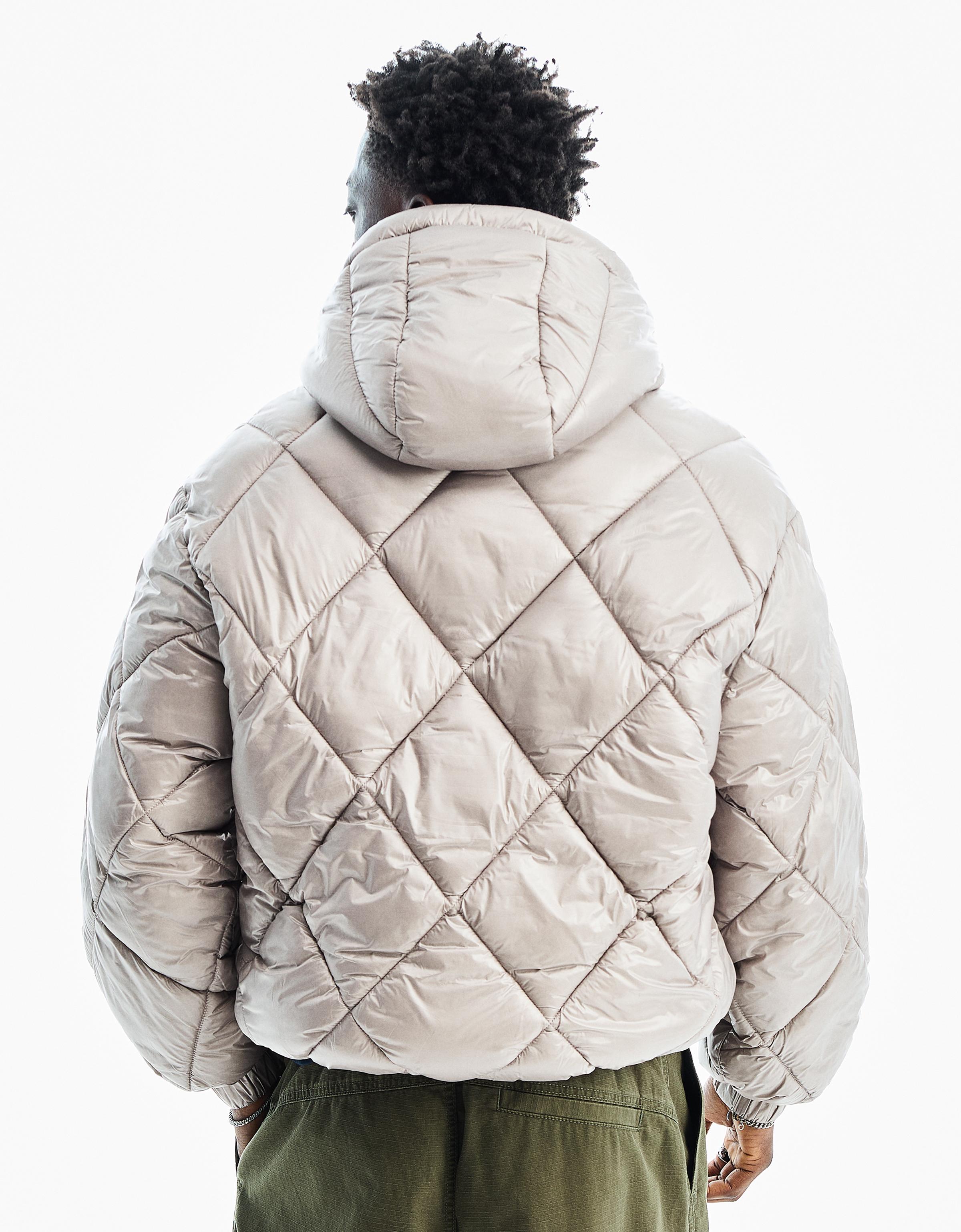 Diamond-quilted technical hooded jacket — Grey