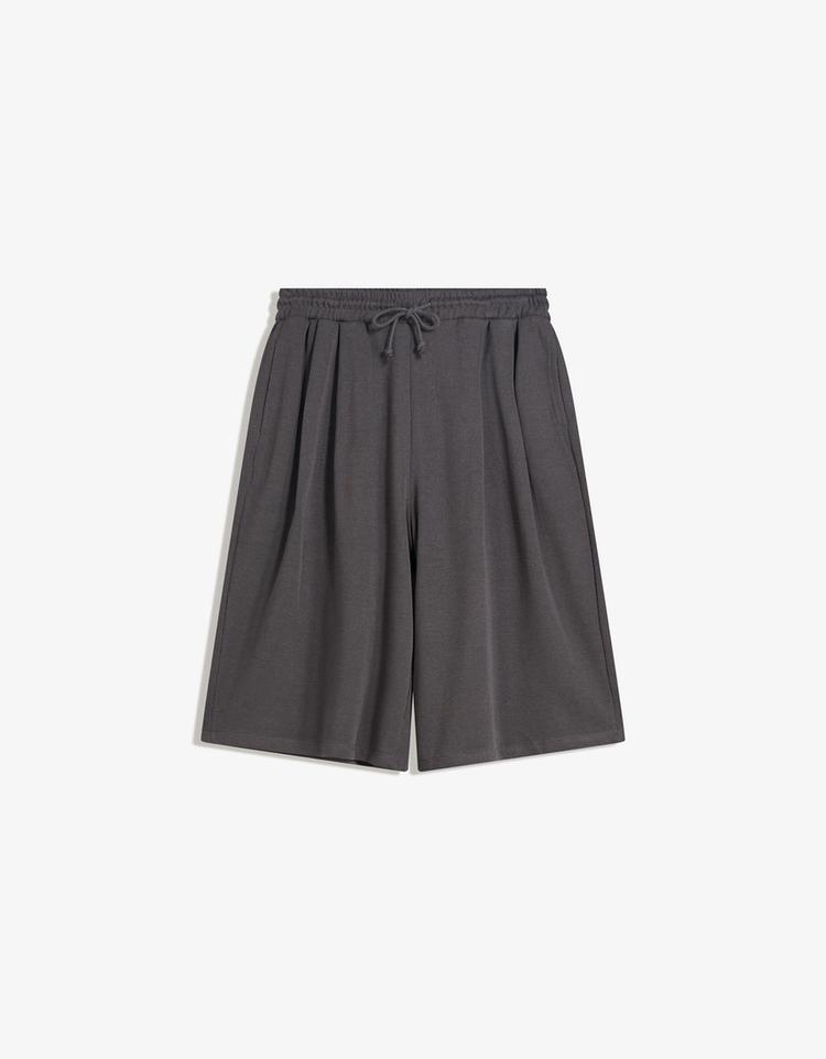 Bermuda jorts with elastic waistband