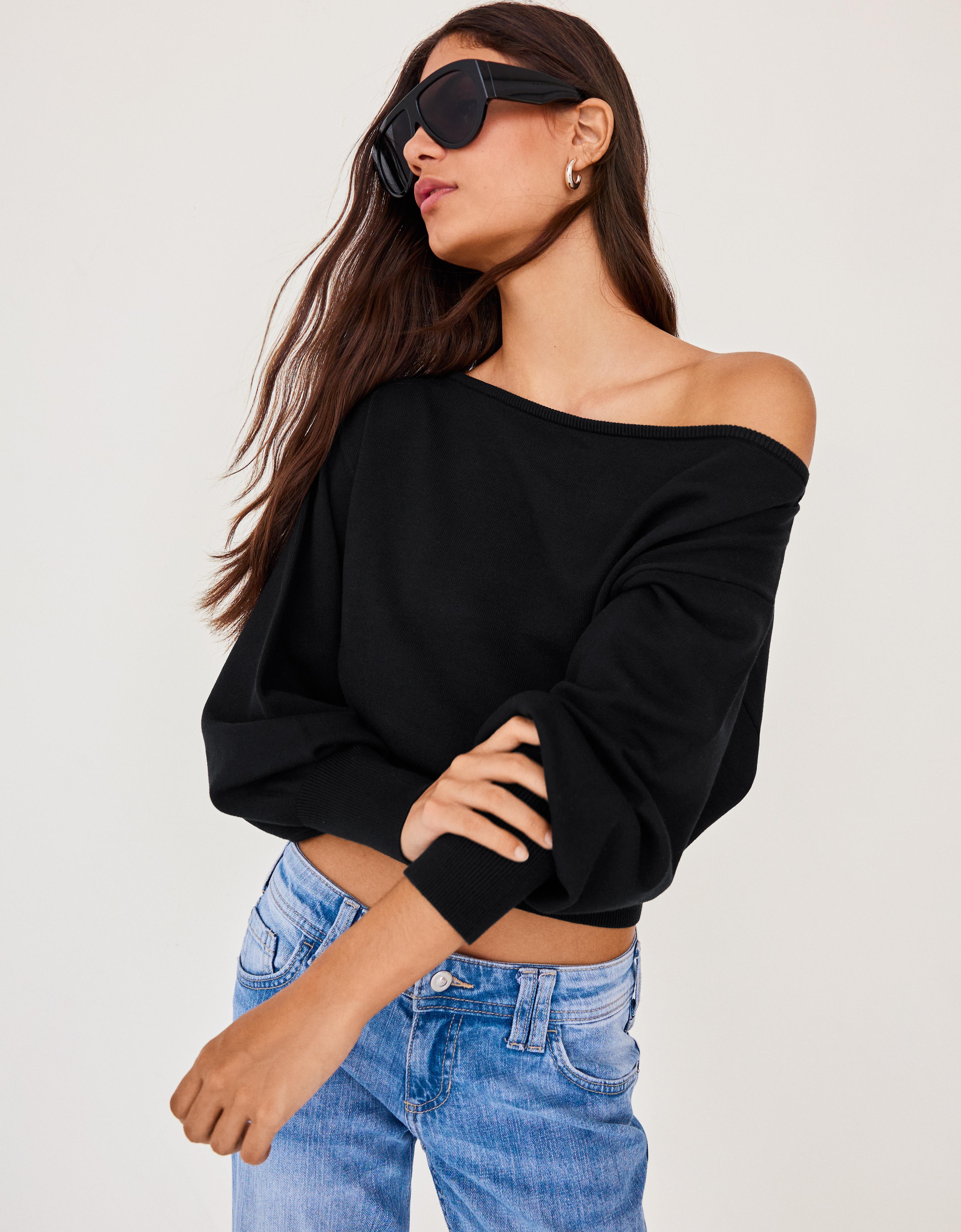 Asymmetric neck jumper — Black