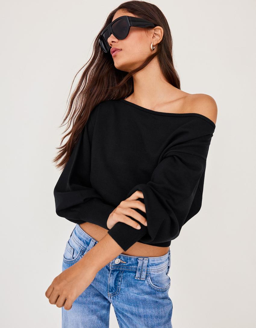 Pullover mit asymmetrischem Ausschnitt-Schwarz
