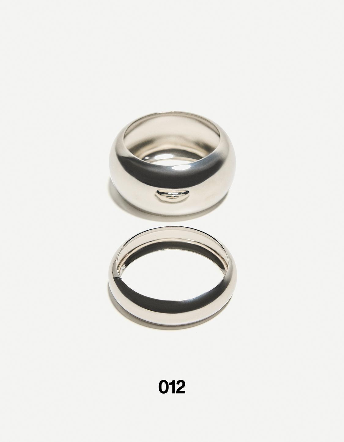 2-pack of cuff bracelets