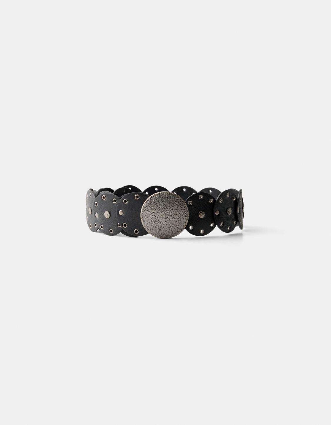 Belt with studs
