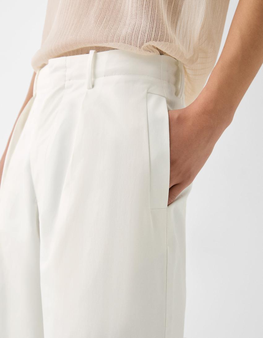 Tailored trousers with darts-Cream-5
