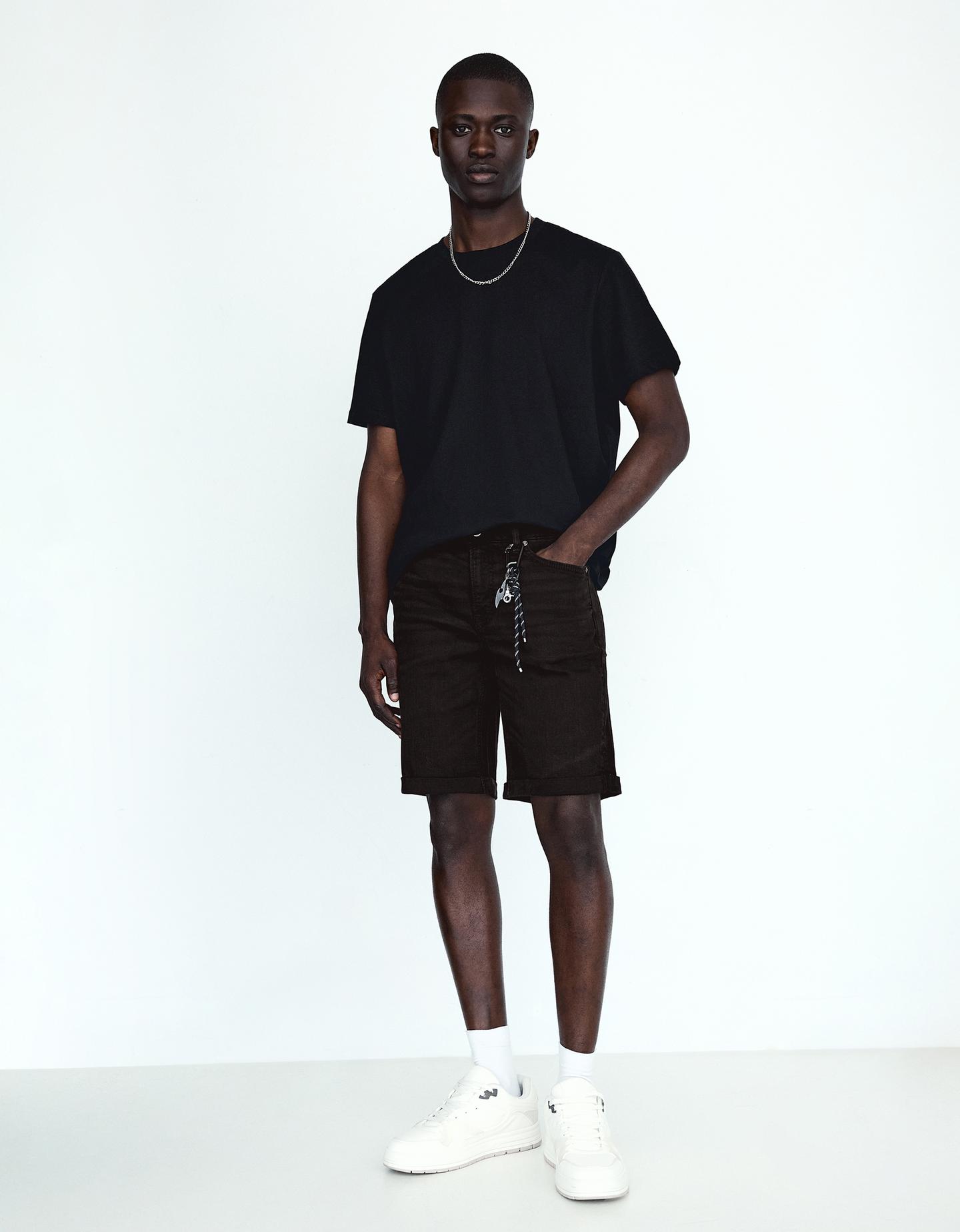 Bershka Bermuda In Denim Risvoltati Uomo 52 (Eur 46) Nero