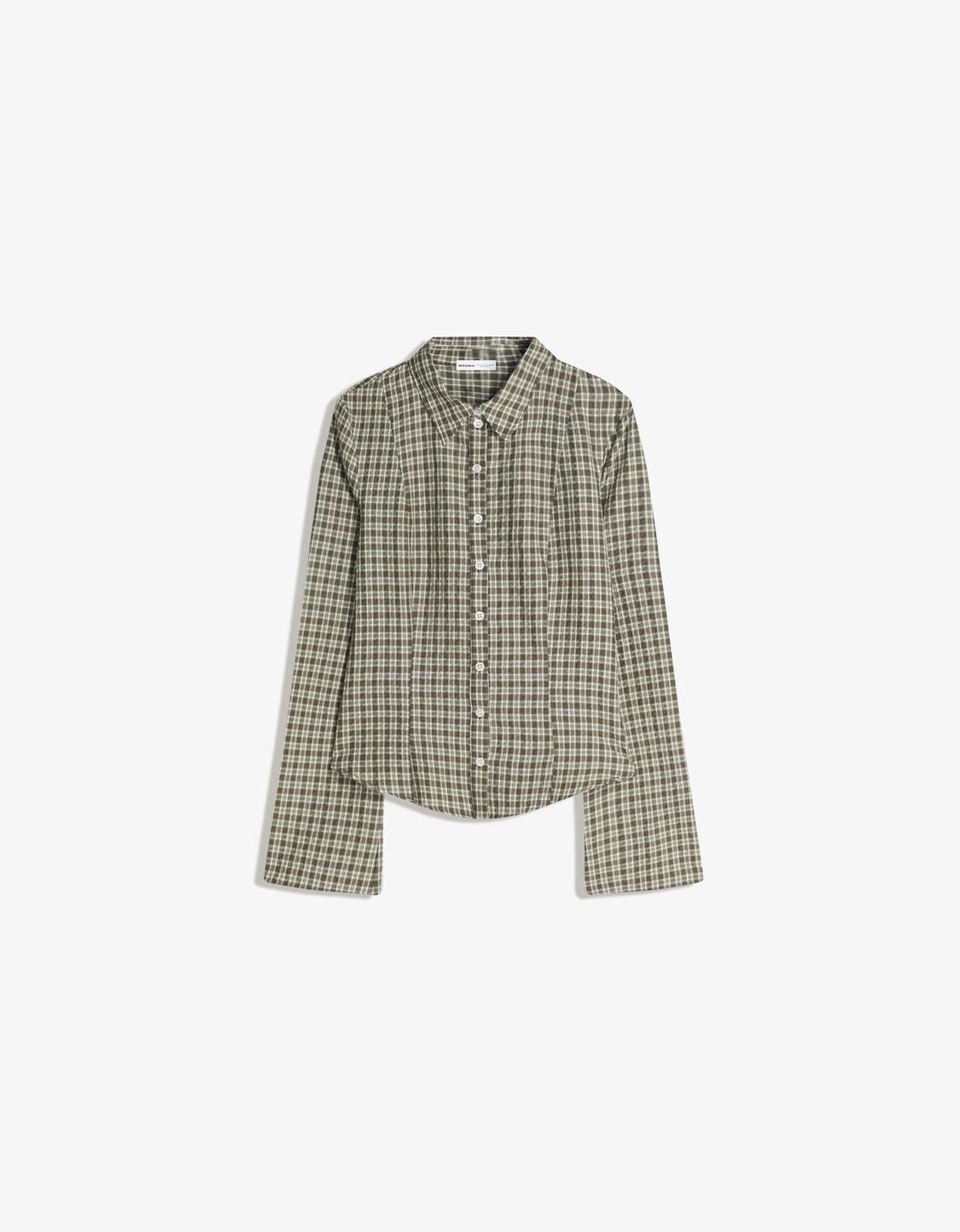 Camisa manga flare justa