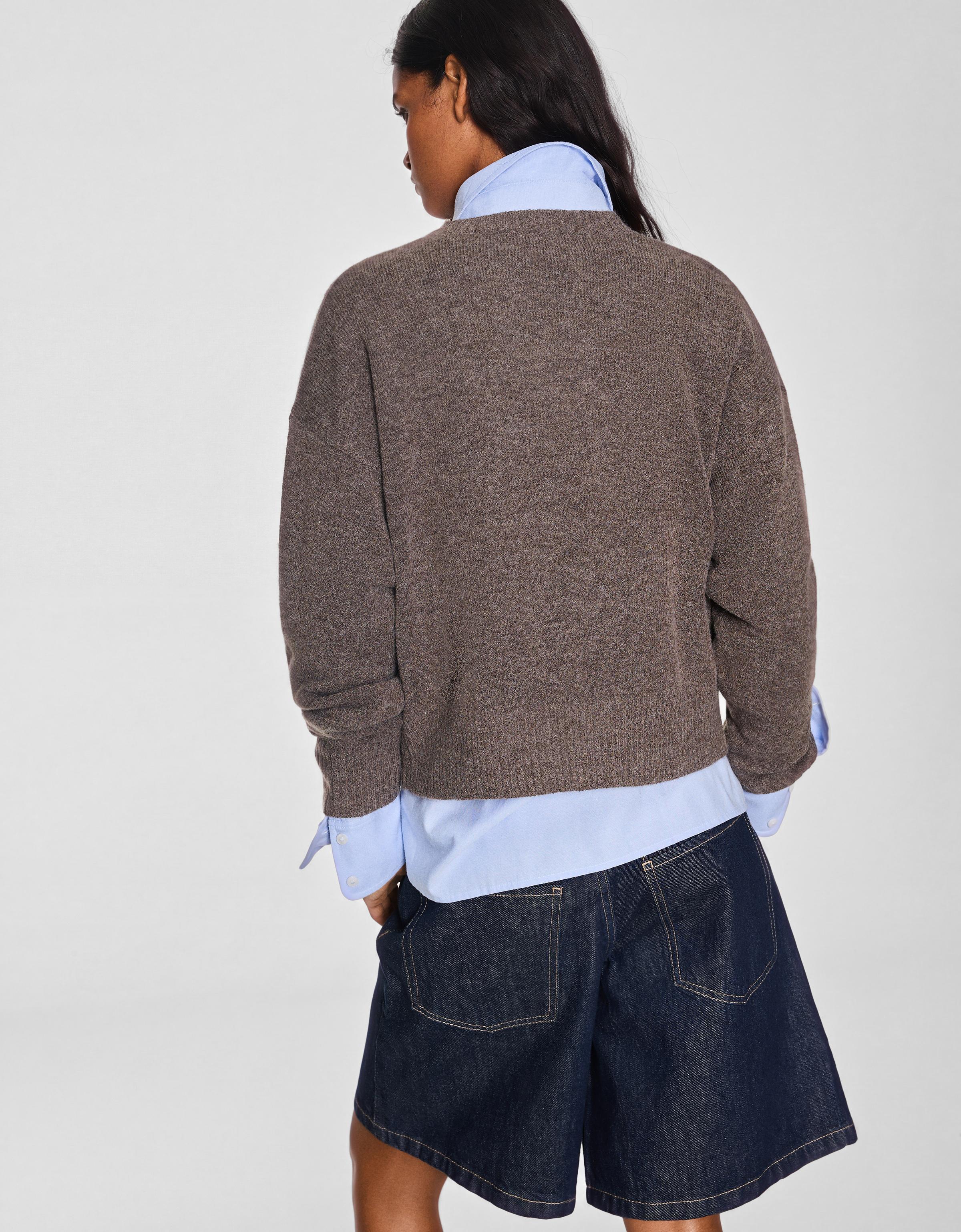 Round neck jumper — Brown