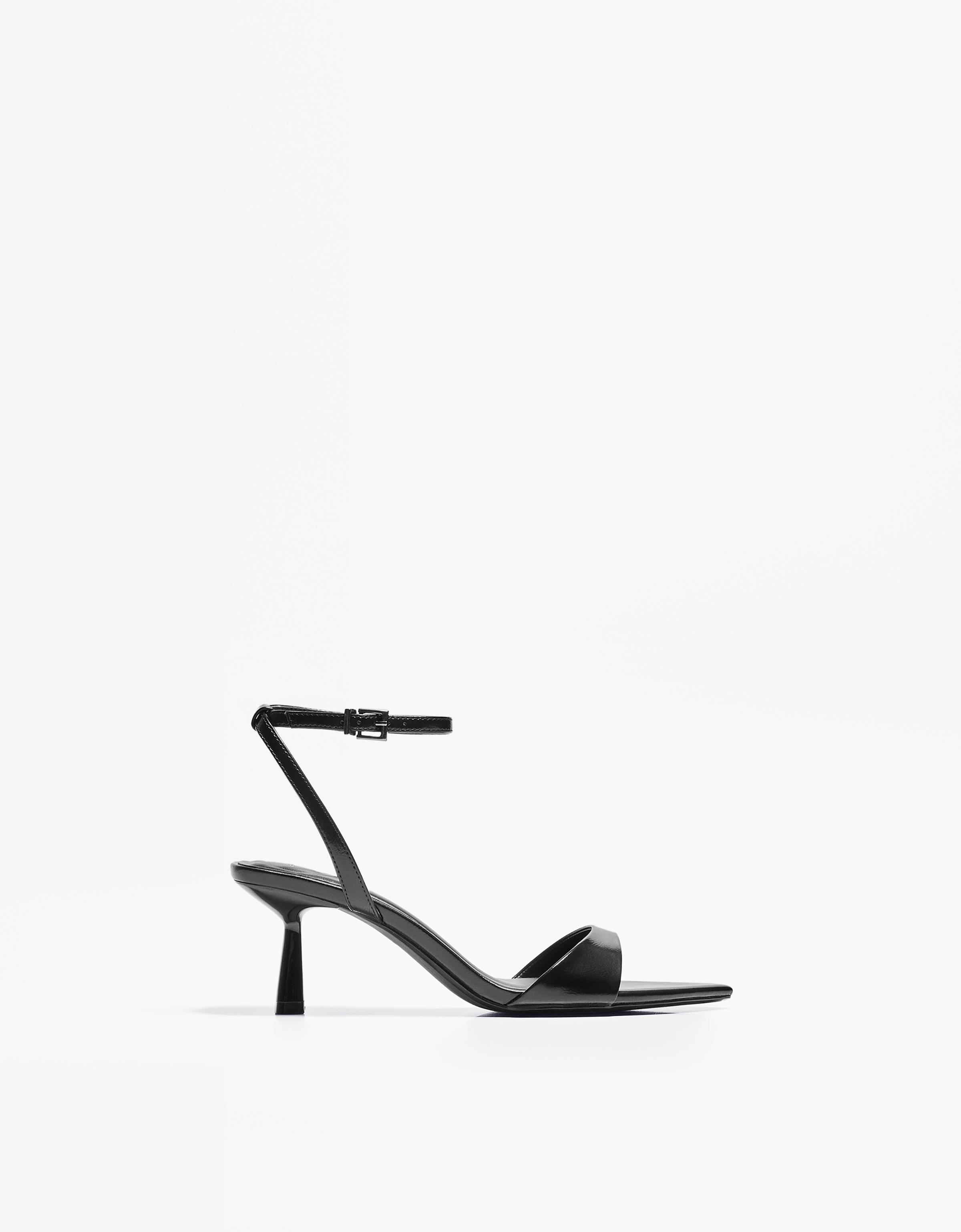 Bershka Absatzsandalen Mit Knöchelriemchen Damen 41 Schwarz