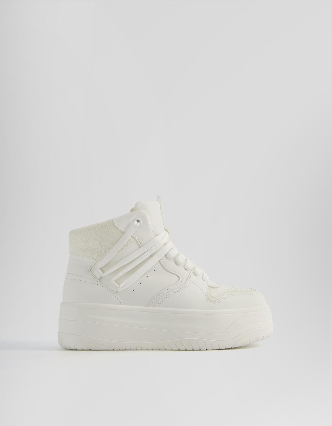 Sneakers montantes à lacets