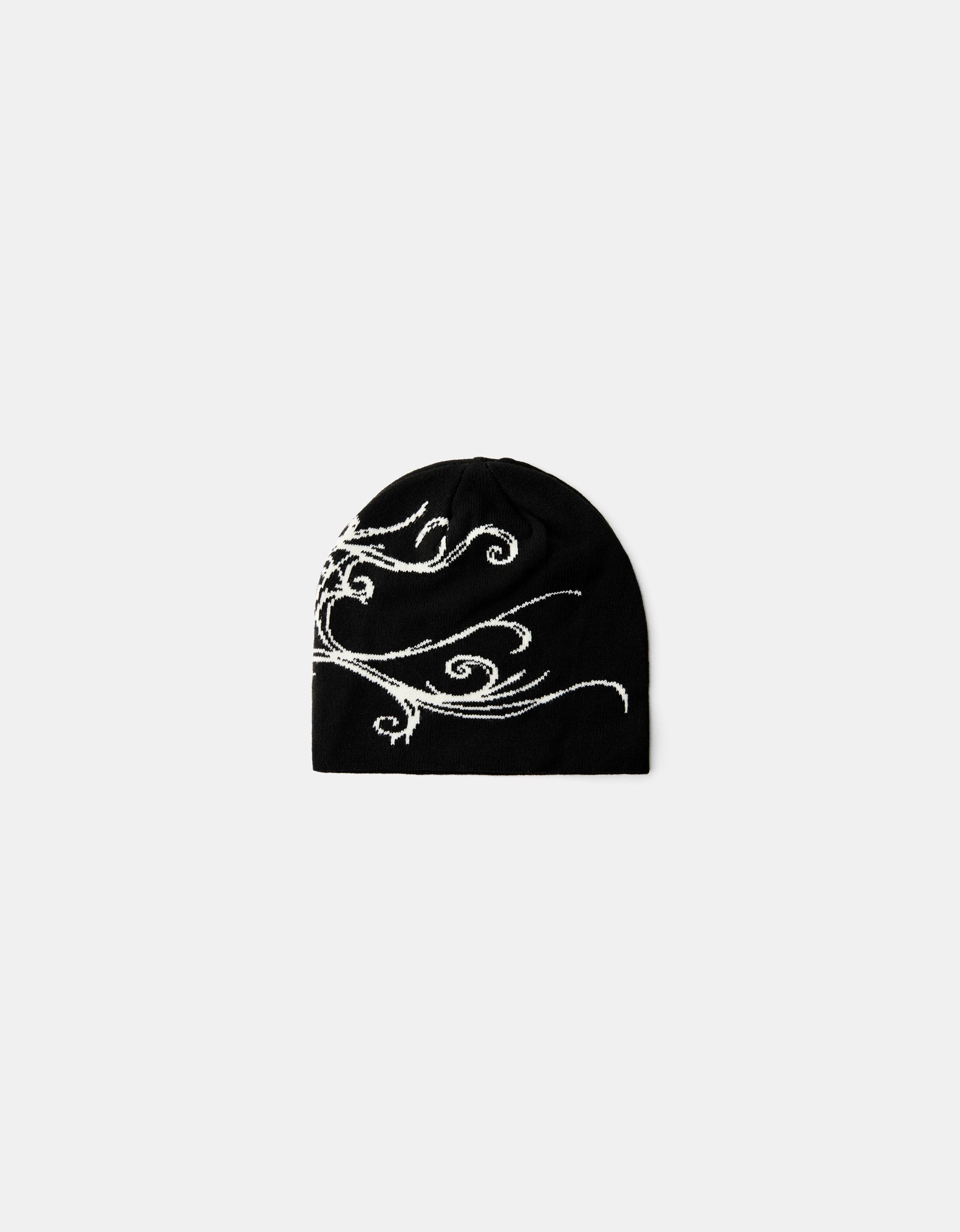 Black skater beanie online